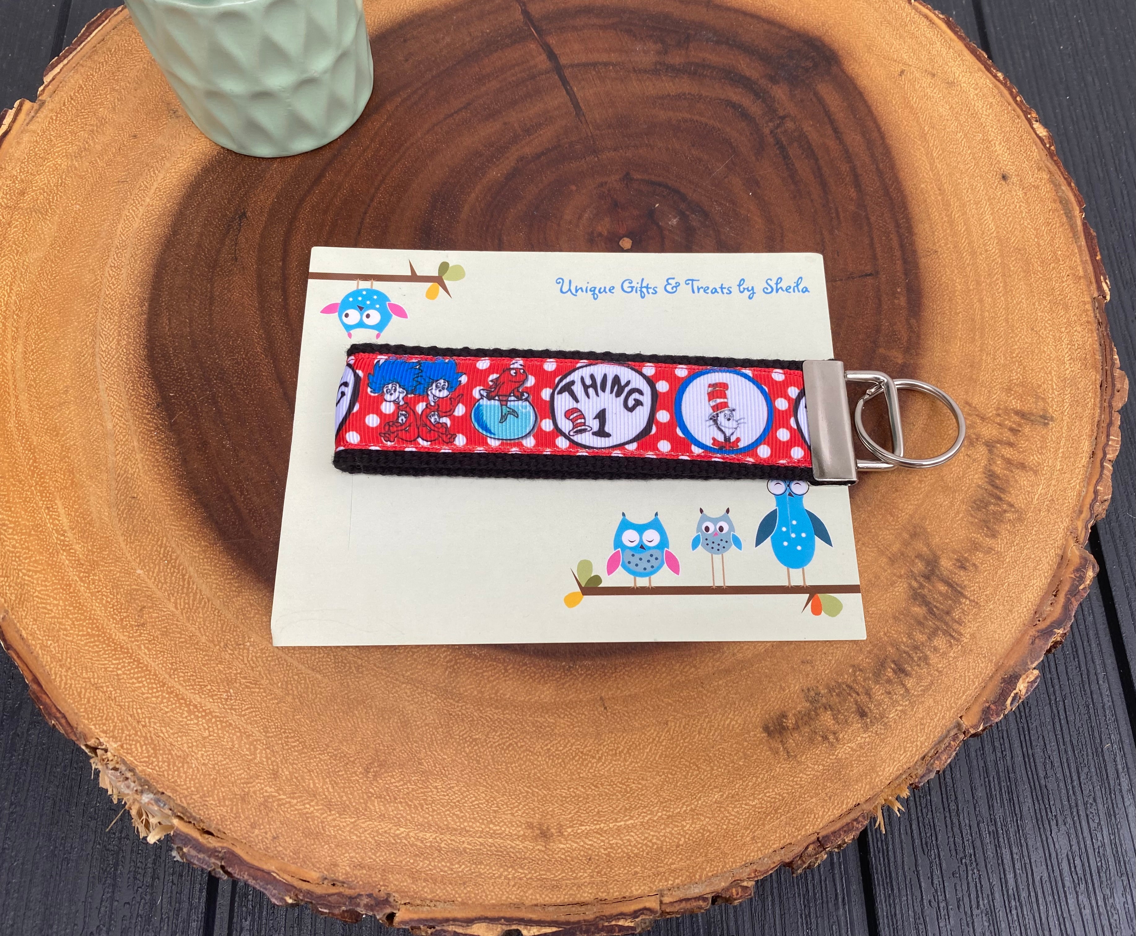 Funny Cat and Friends Keychain; Keyfob