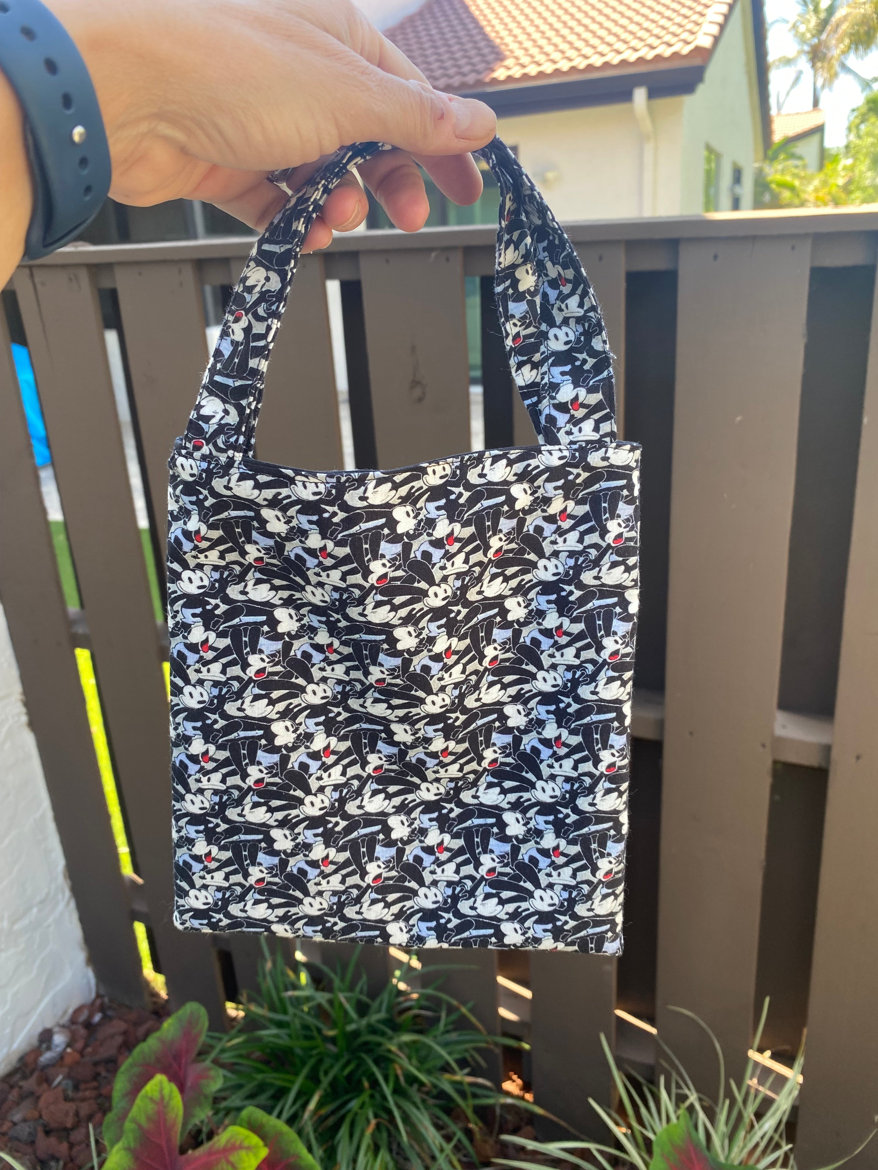 Oswald the Lucky Rabbit Gift Bag; Tote