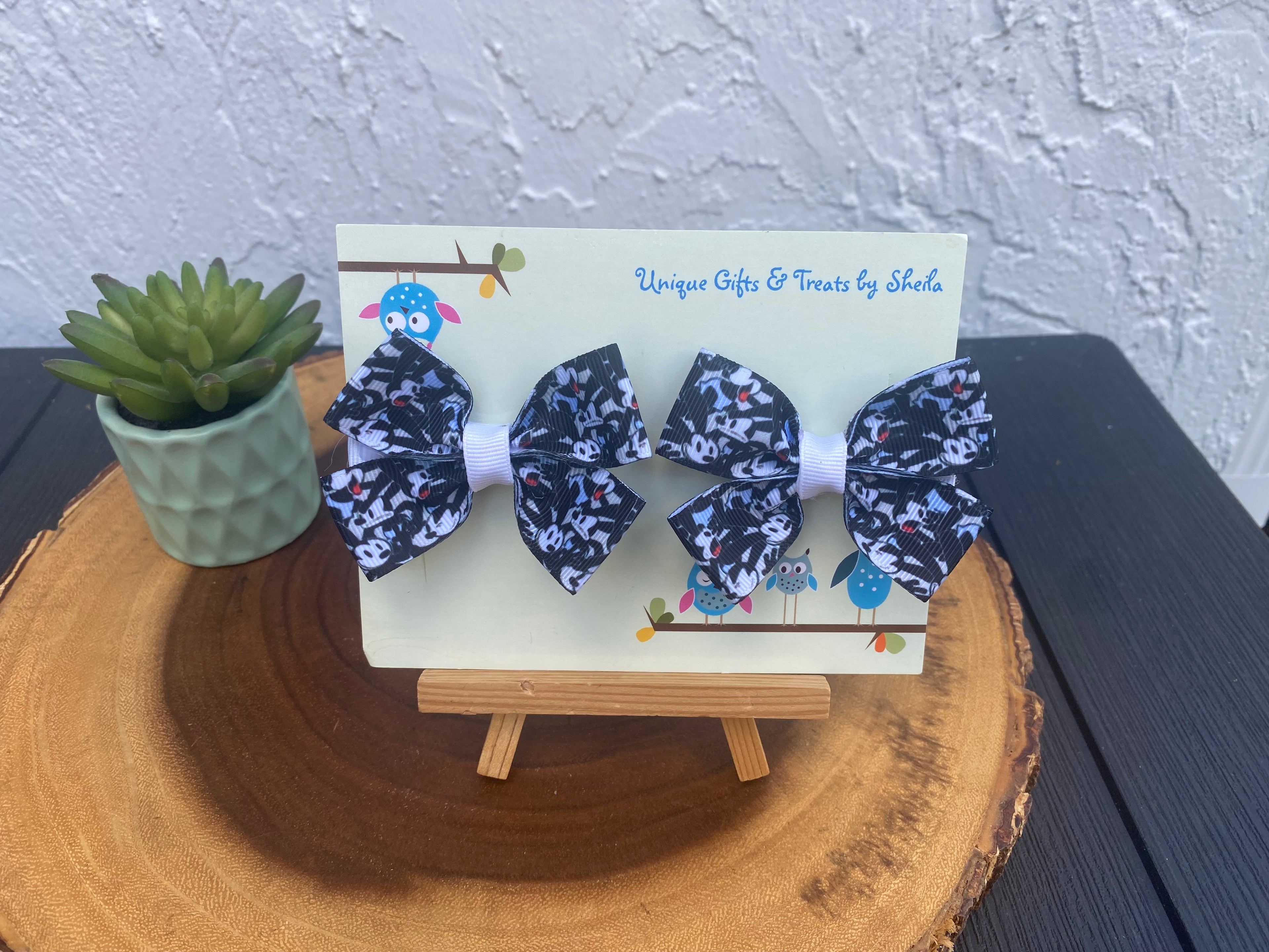 Disney Oswald Hairbows