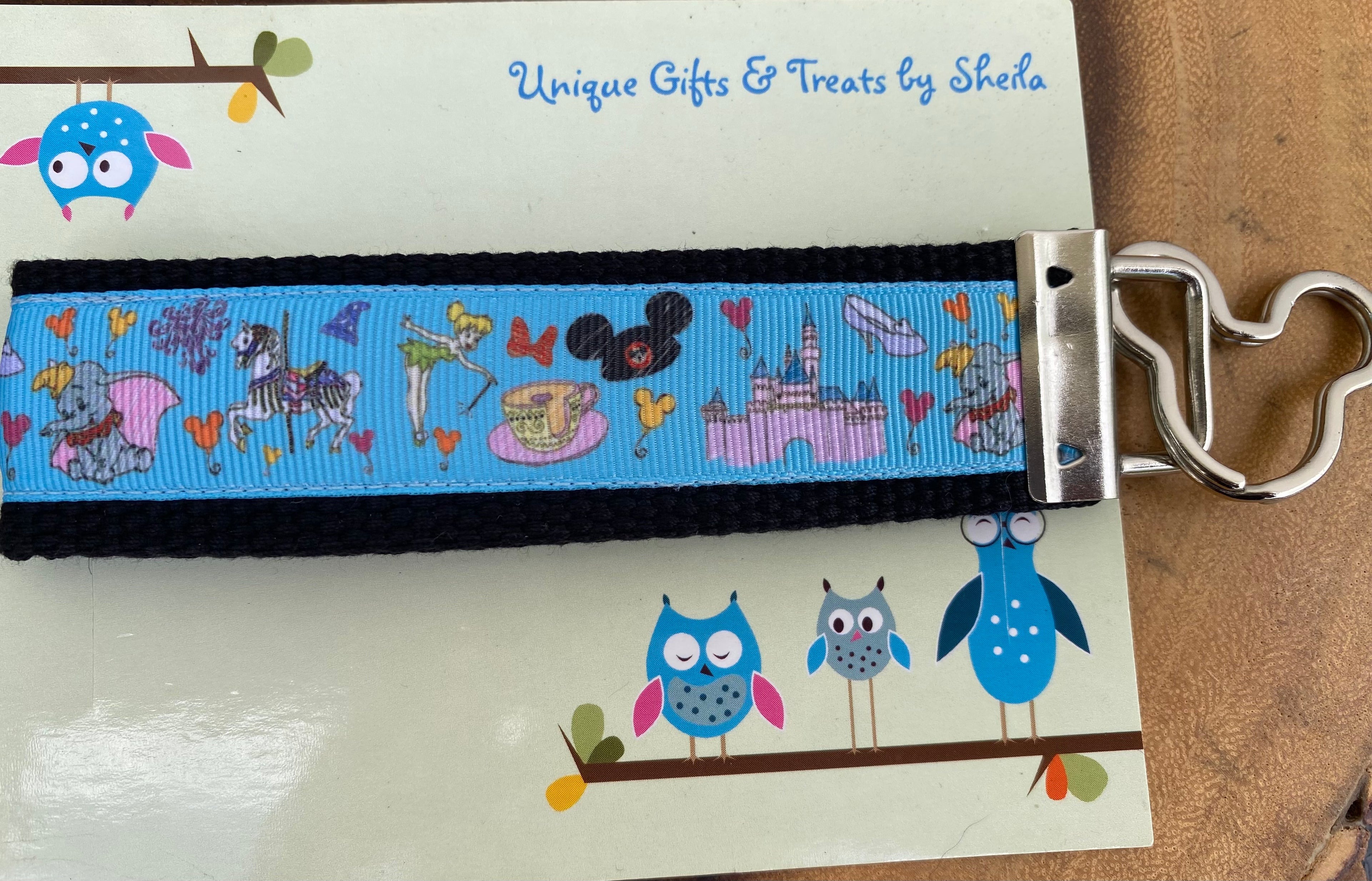 Disney Fantasyland Keychain; Keyfob