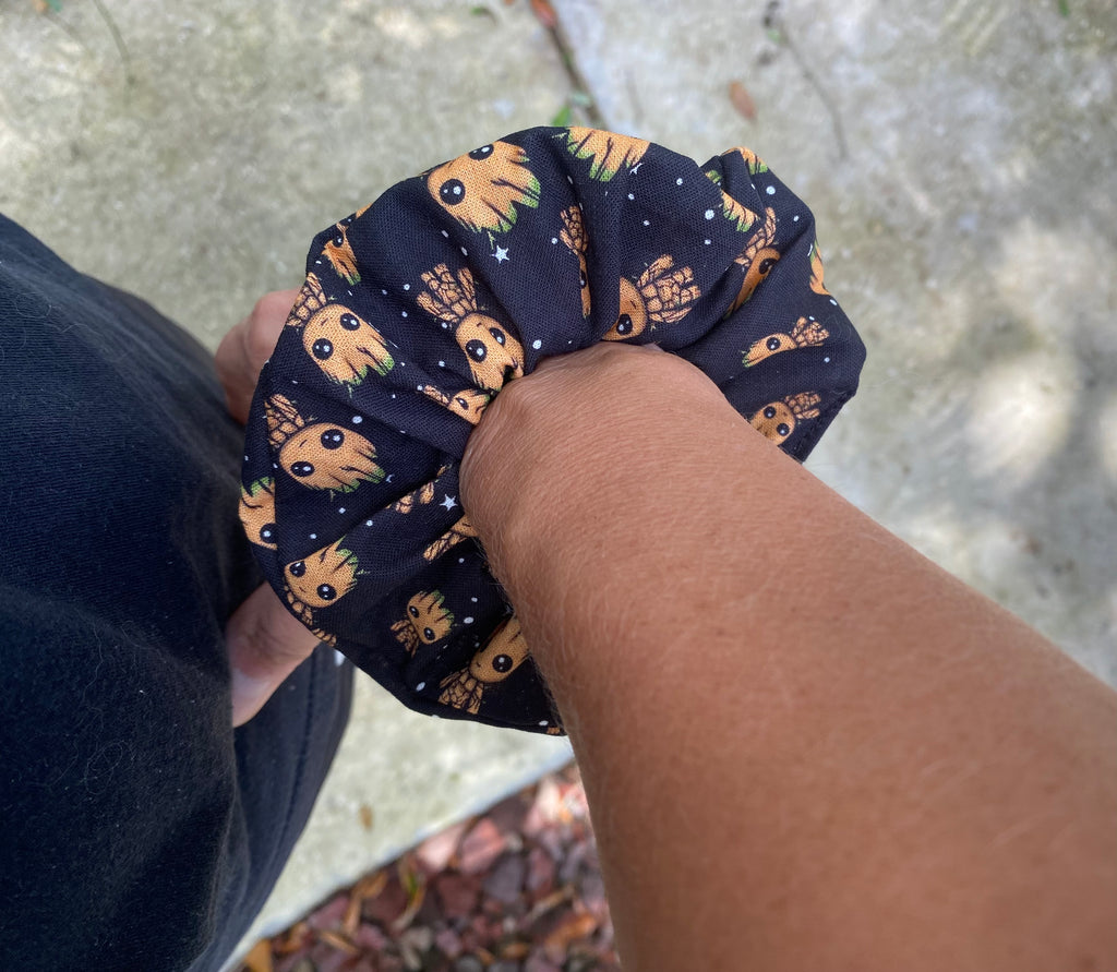Groot Scrunchie
