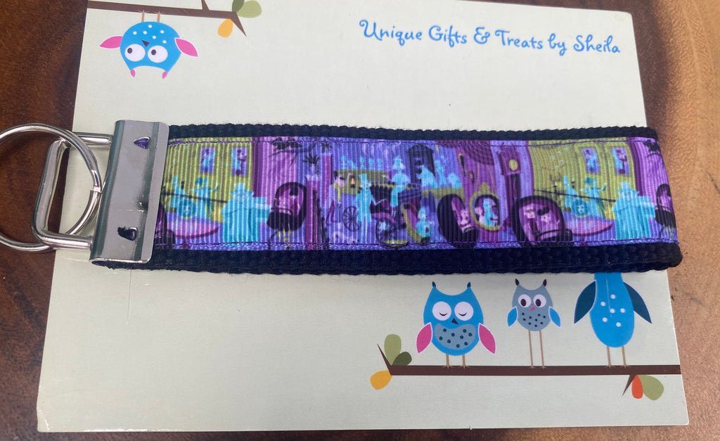 Haunted Mansion Ride Scenes Keychain;Keyfob