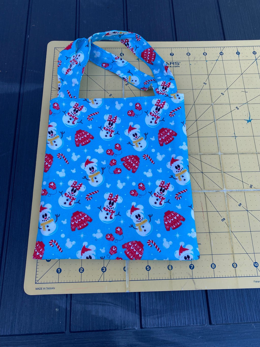 Disney Snowman; Sweater Gift Bag; Tote