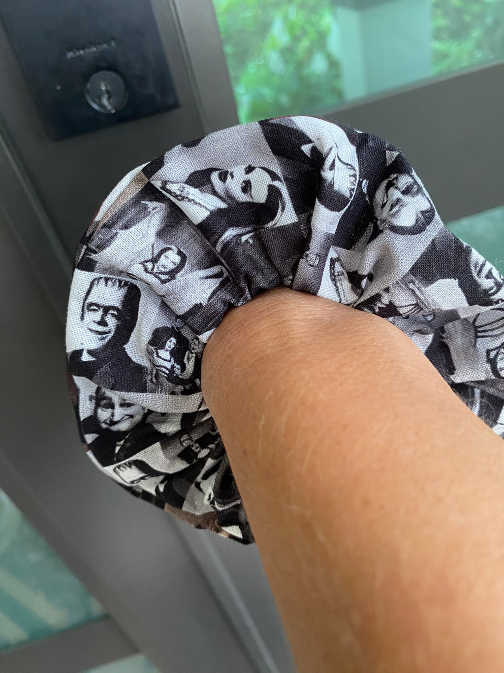 Munsters Scrunchie