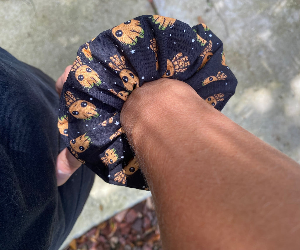 Groot Scrunchie