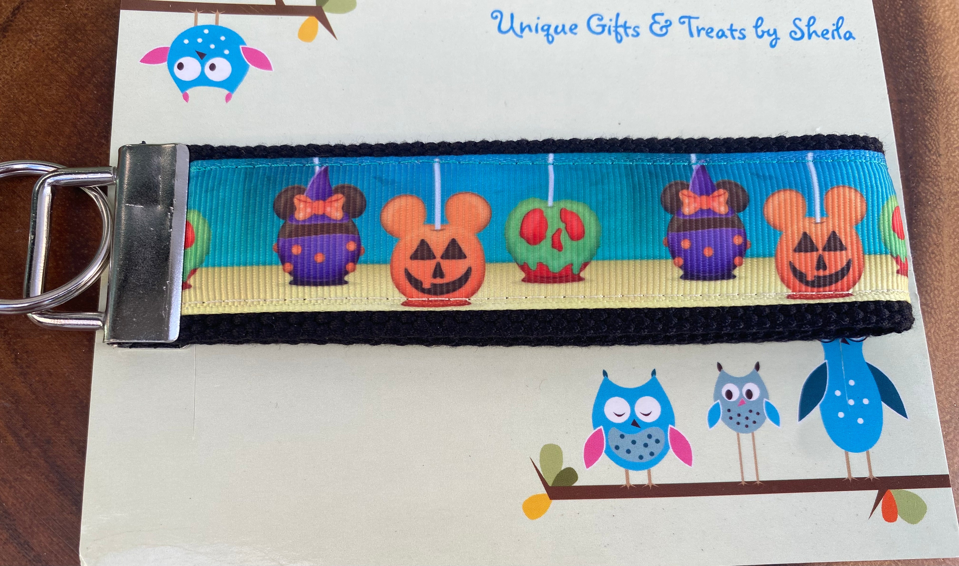 Disney Halloween Candy Apples Keychain; Keyfob
