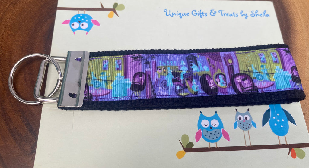 Haunted Mansion Ride Scenes Keychain;Keyfob