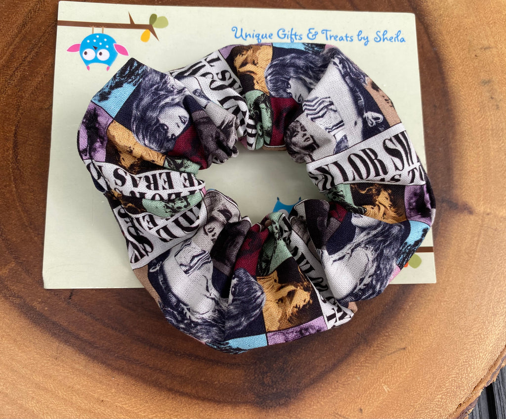 Popstar; Tour Scrunchie