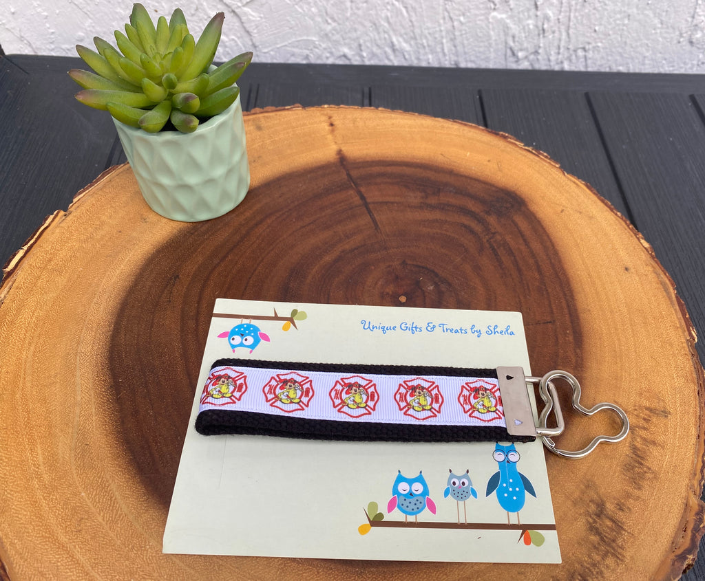Mickey Firefighter Keychain; Keyfob