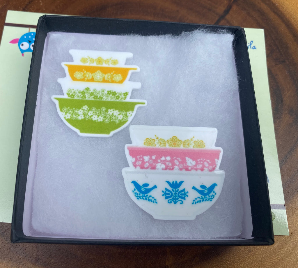 Vintage Mixing Bowls