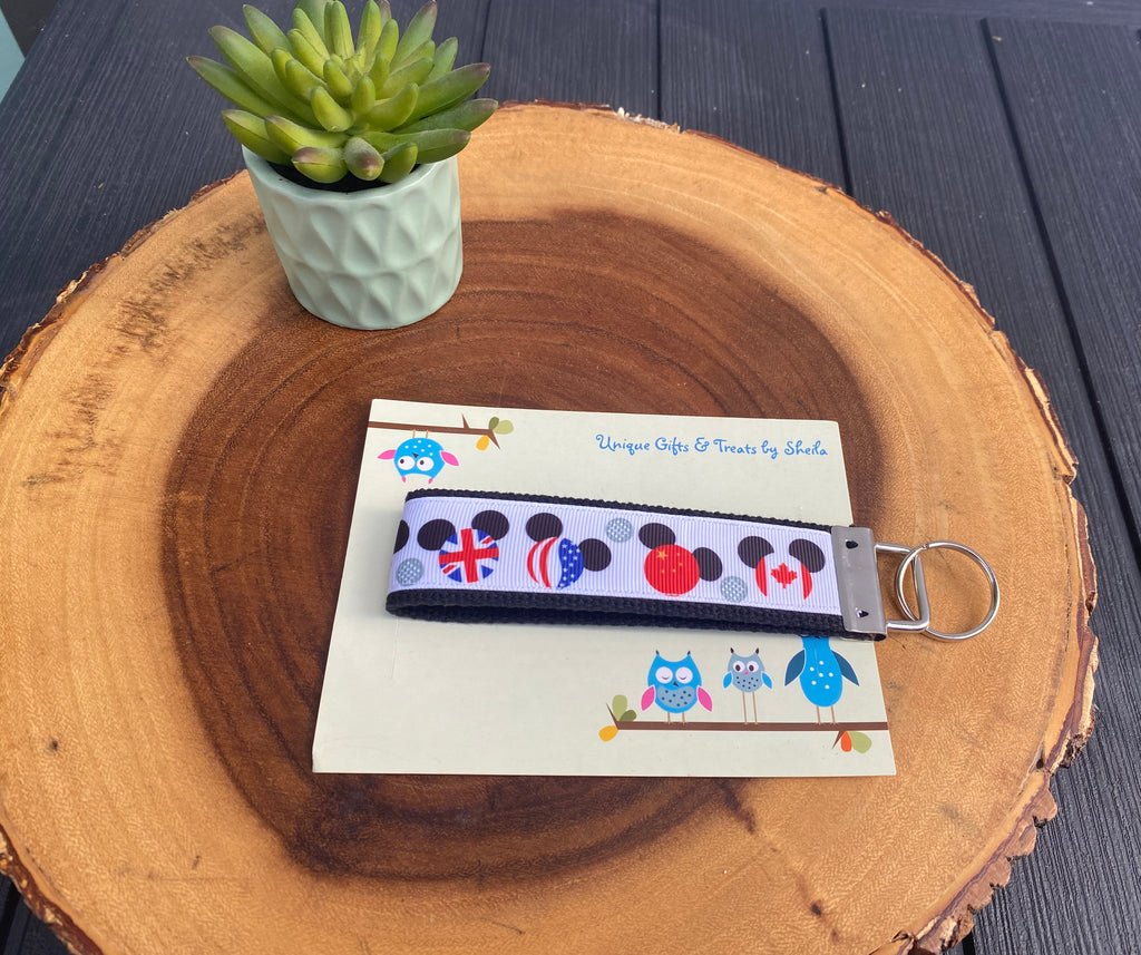 Epcot;World Showcase Keychain; Keyfob
