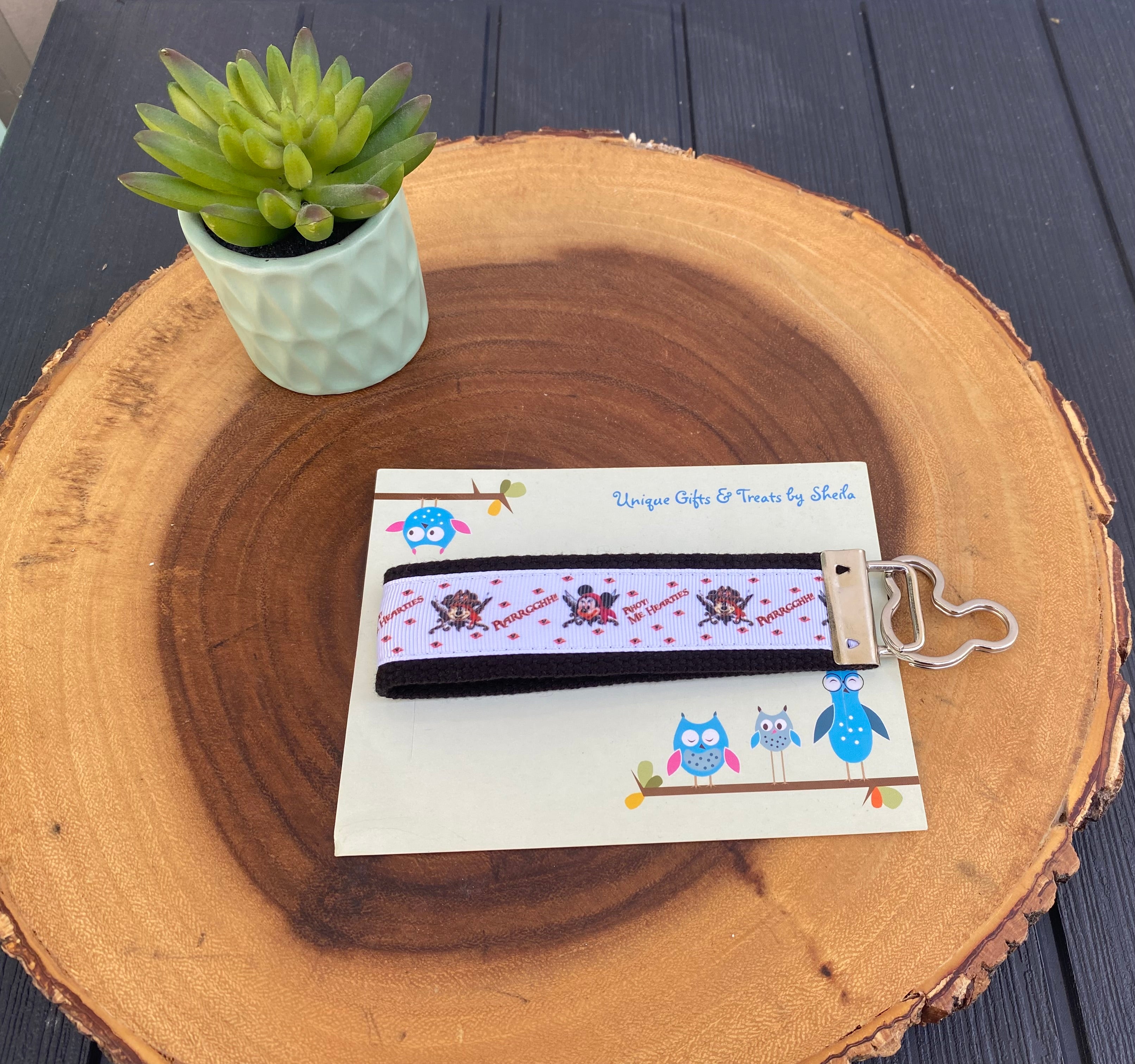 Pirate Mickey Keychain; Keyfob