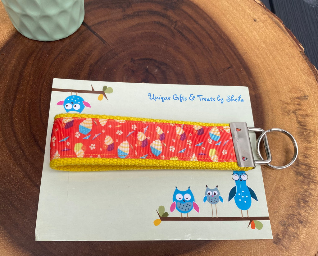 Dole Whip Keychain;Keyfob