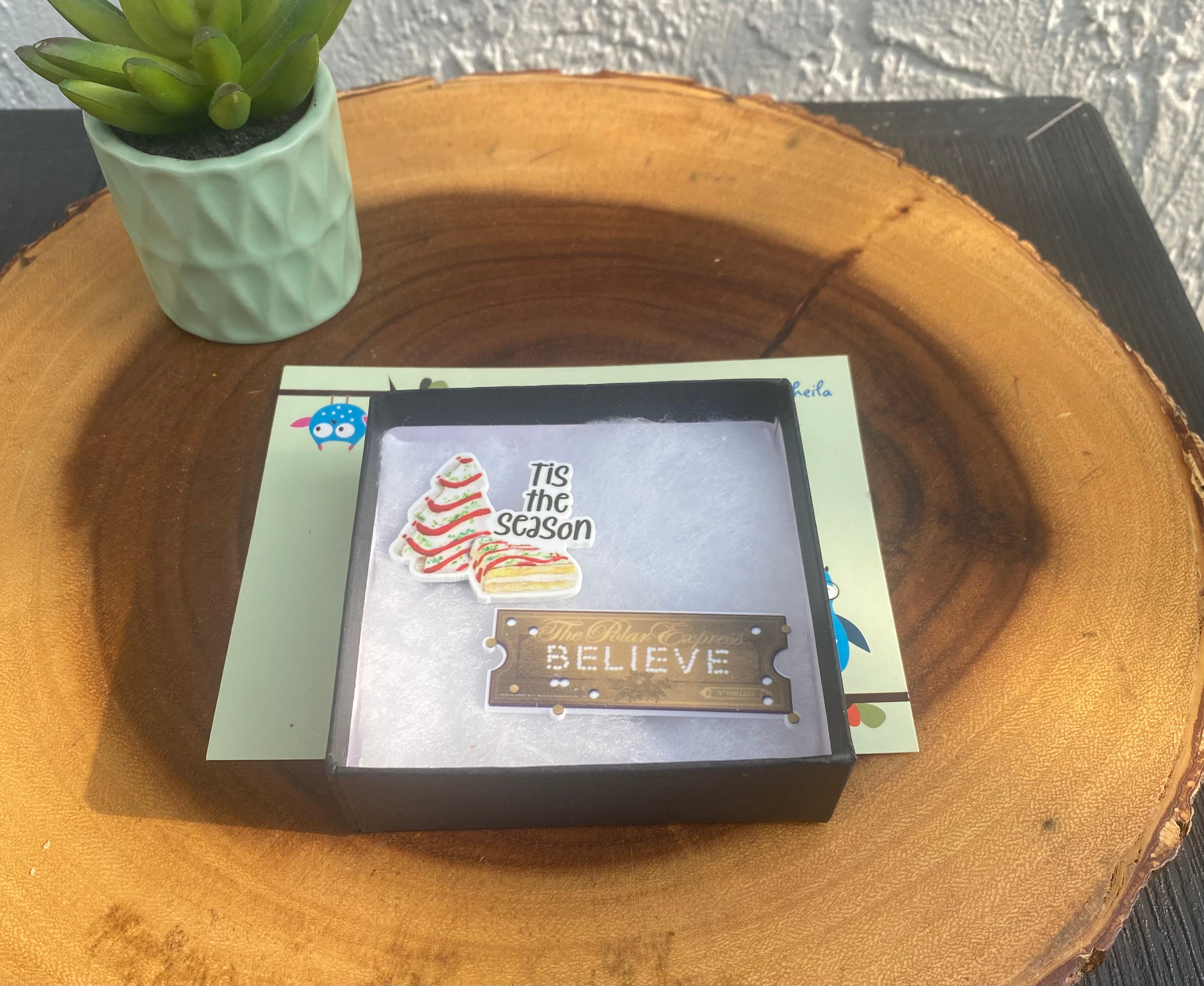 Christmas Magnets; Tis The Season; Believe Magnets