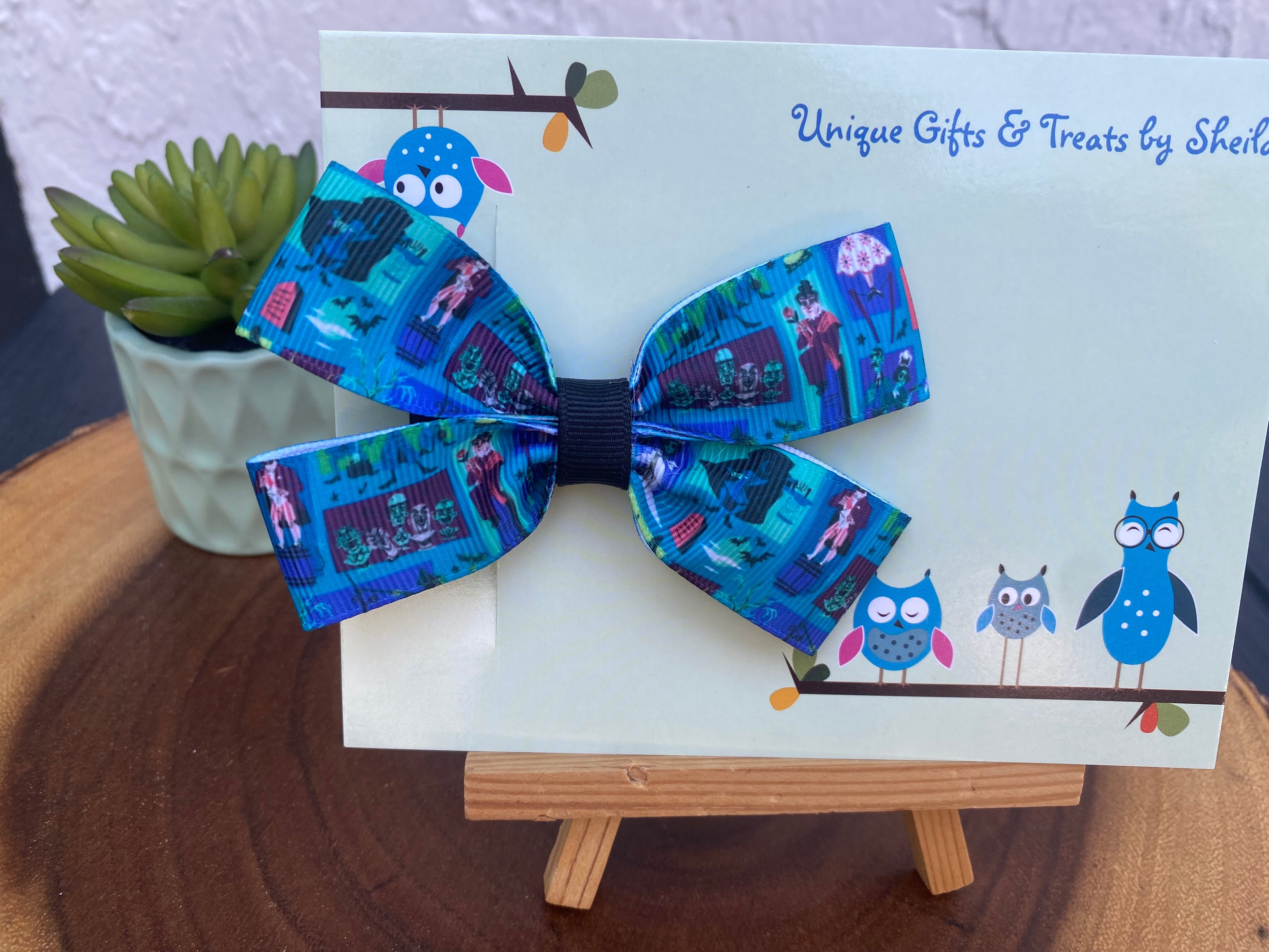 Haunted Mansion; Dooney Inspired Hairbow