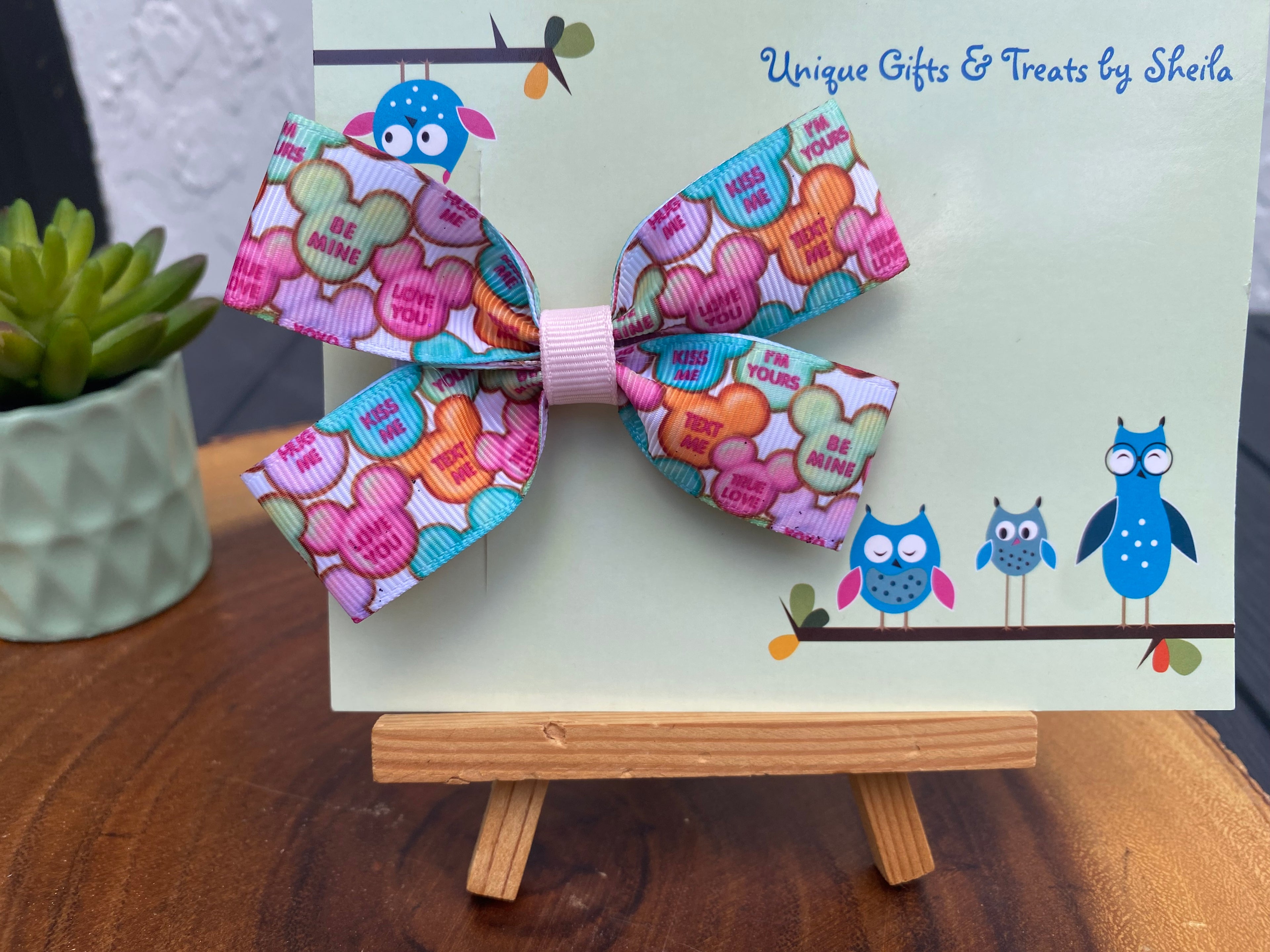 Disney Valentine’s Day Hairbow