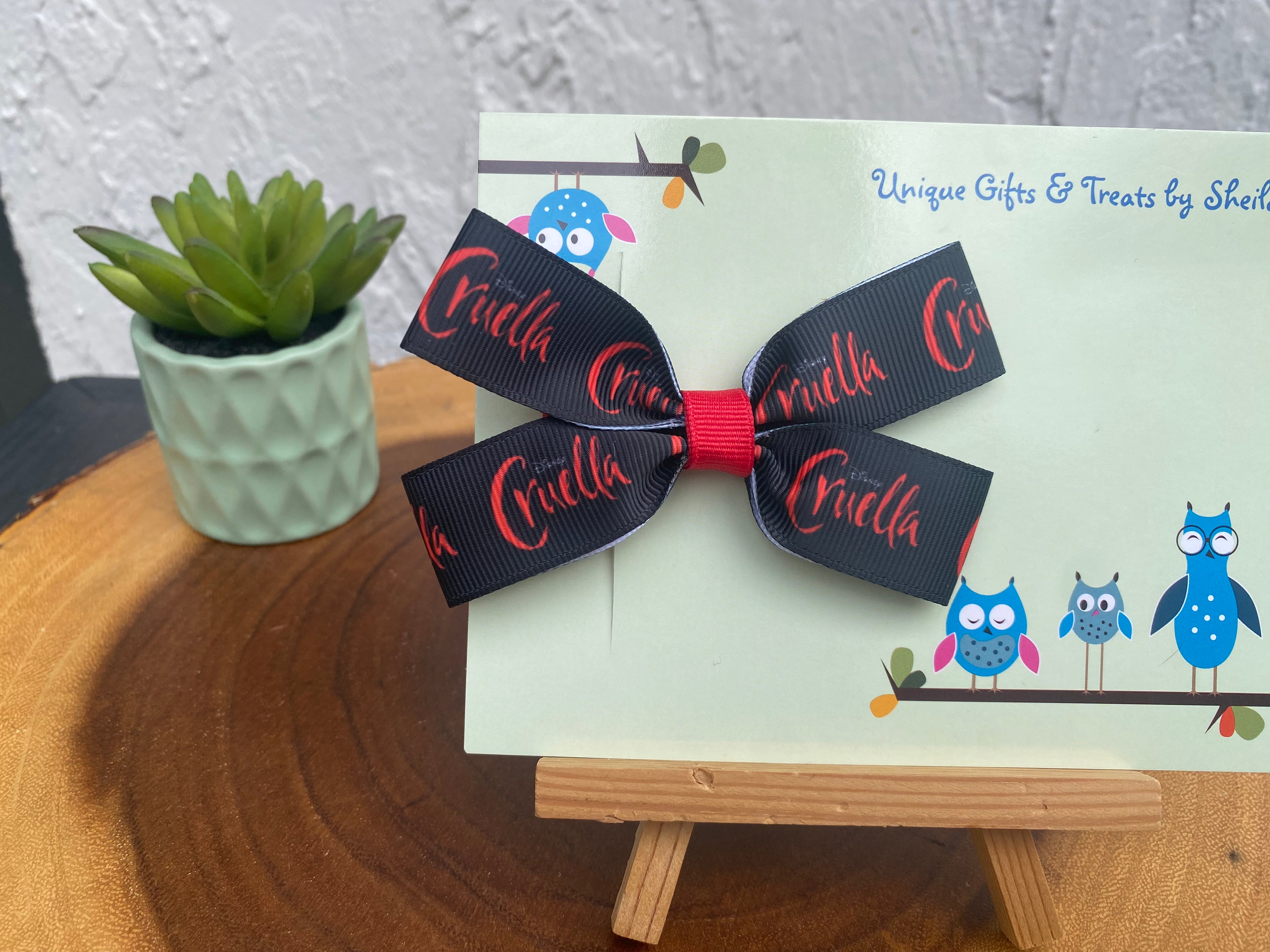 Cruella Hairbow