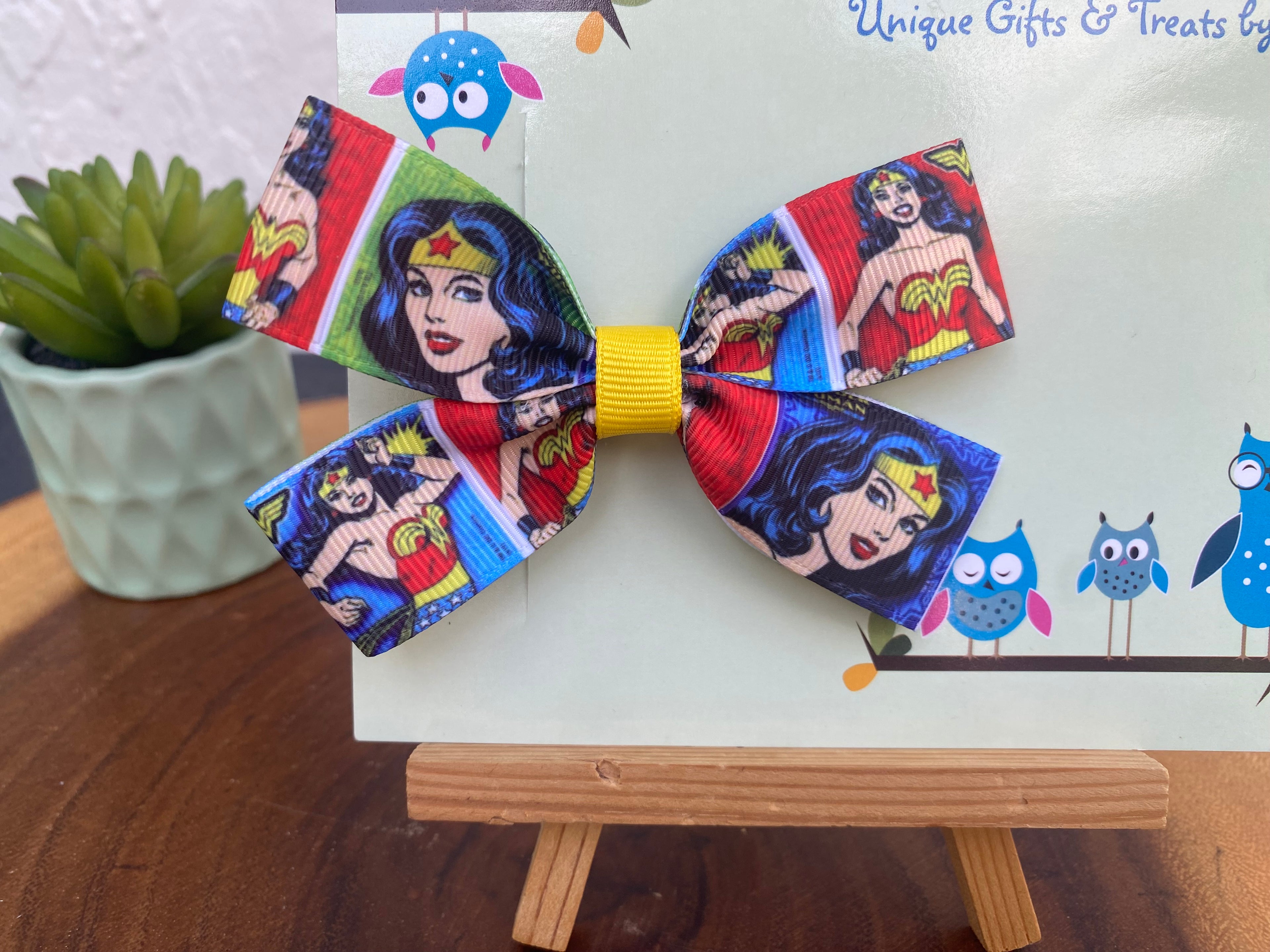 Wonder Woman Hairbow