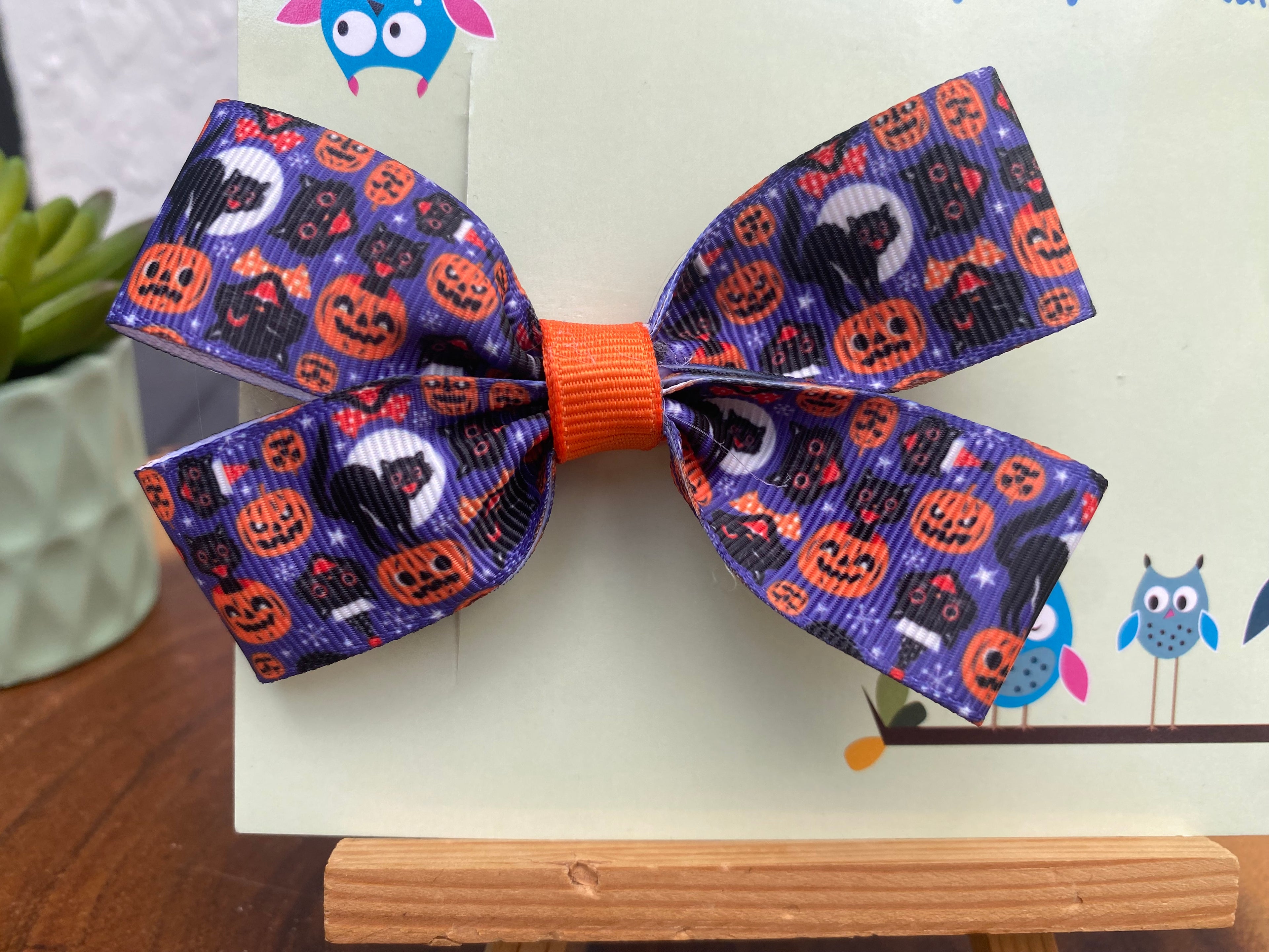 Retro Halloween Hairbow