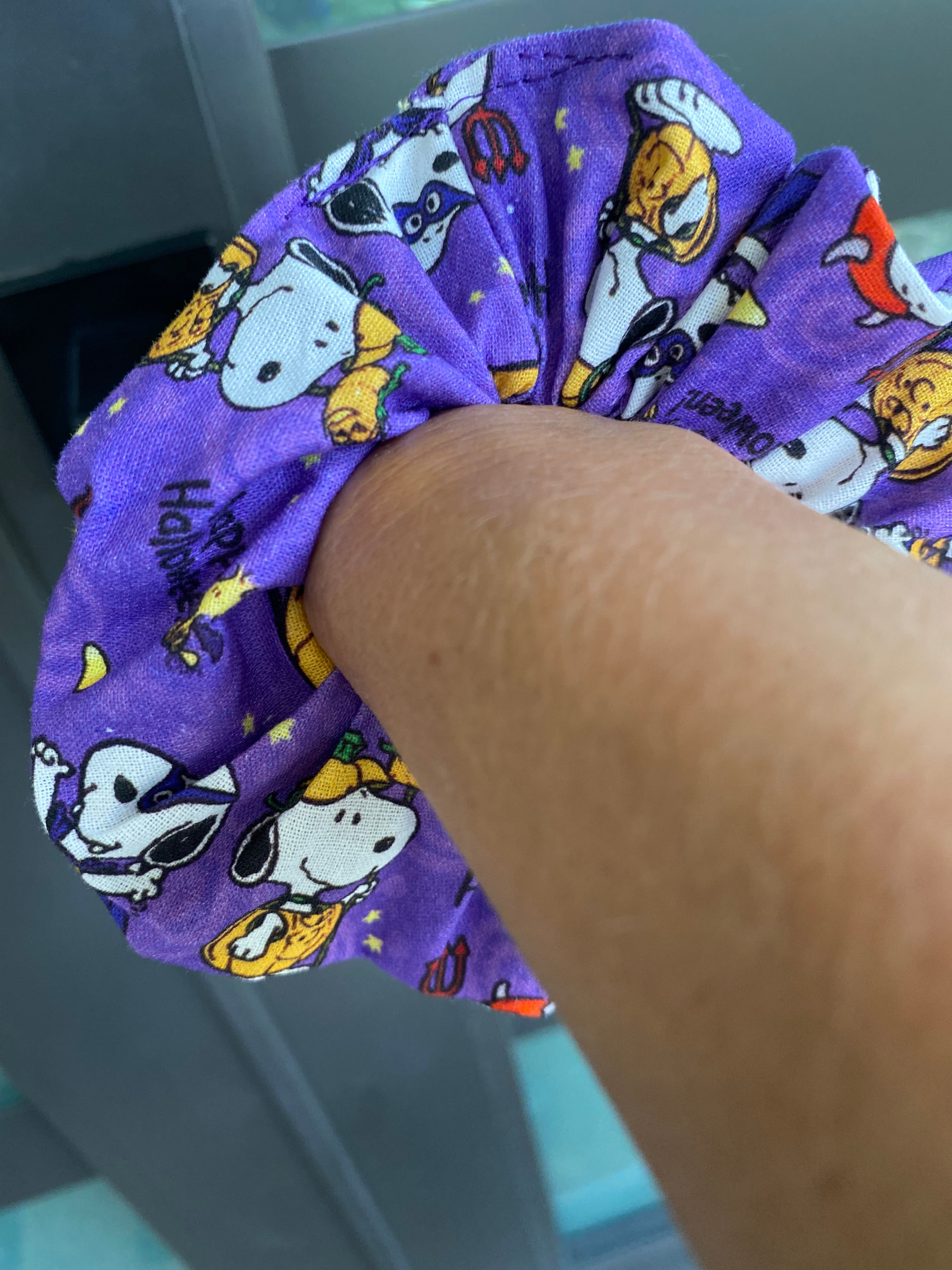 Snoopy Halloween Scrunchie