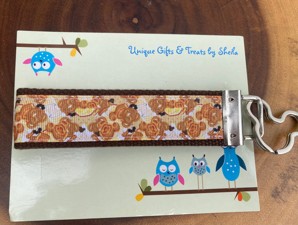 Disney Snacks Keychain; Keyfob