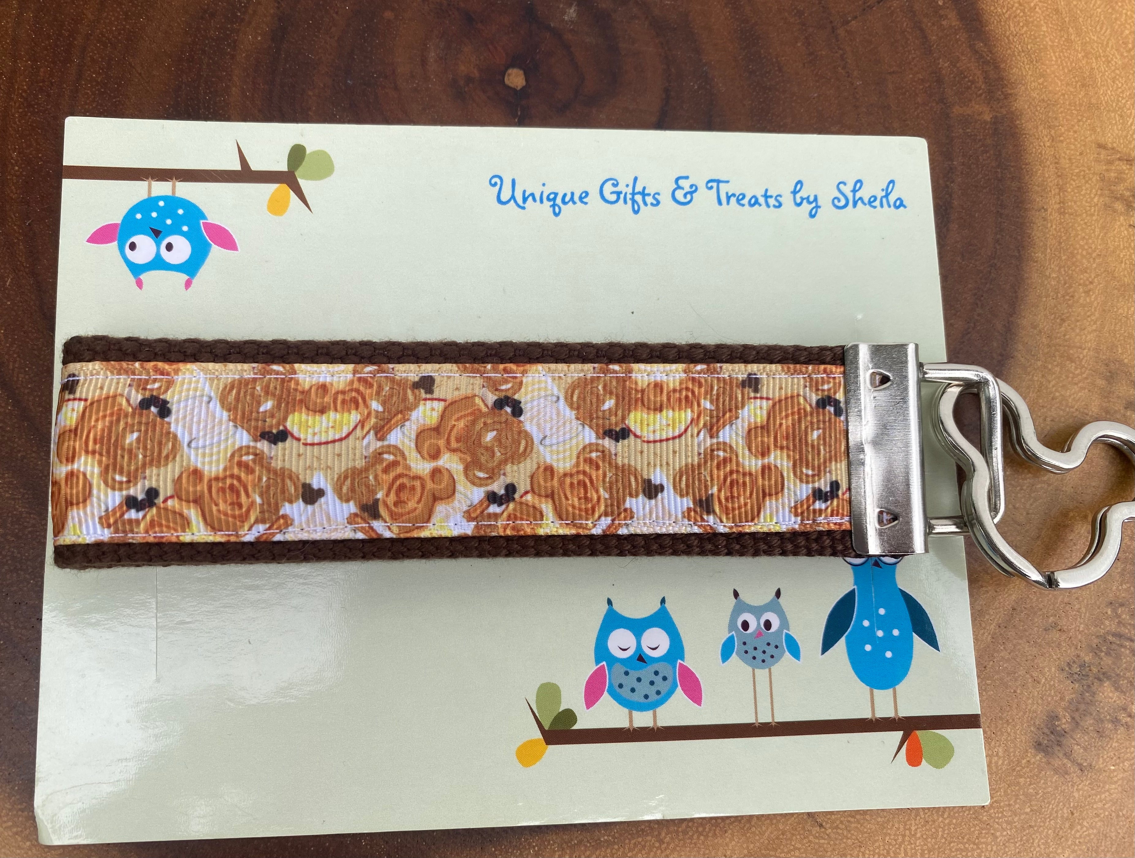 Disney Snacks Keychain; Keyfob