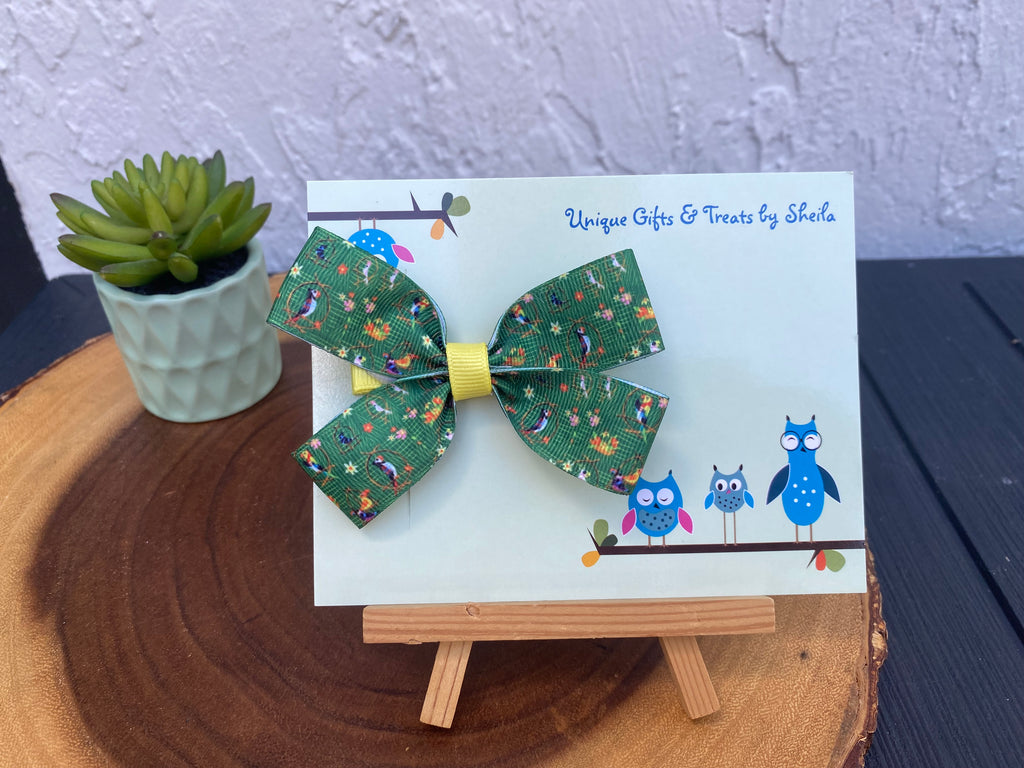 Tiki Room; Parrots Hairbow