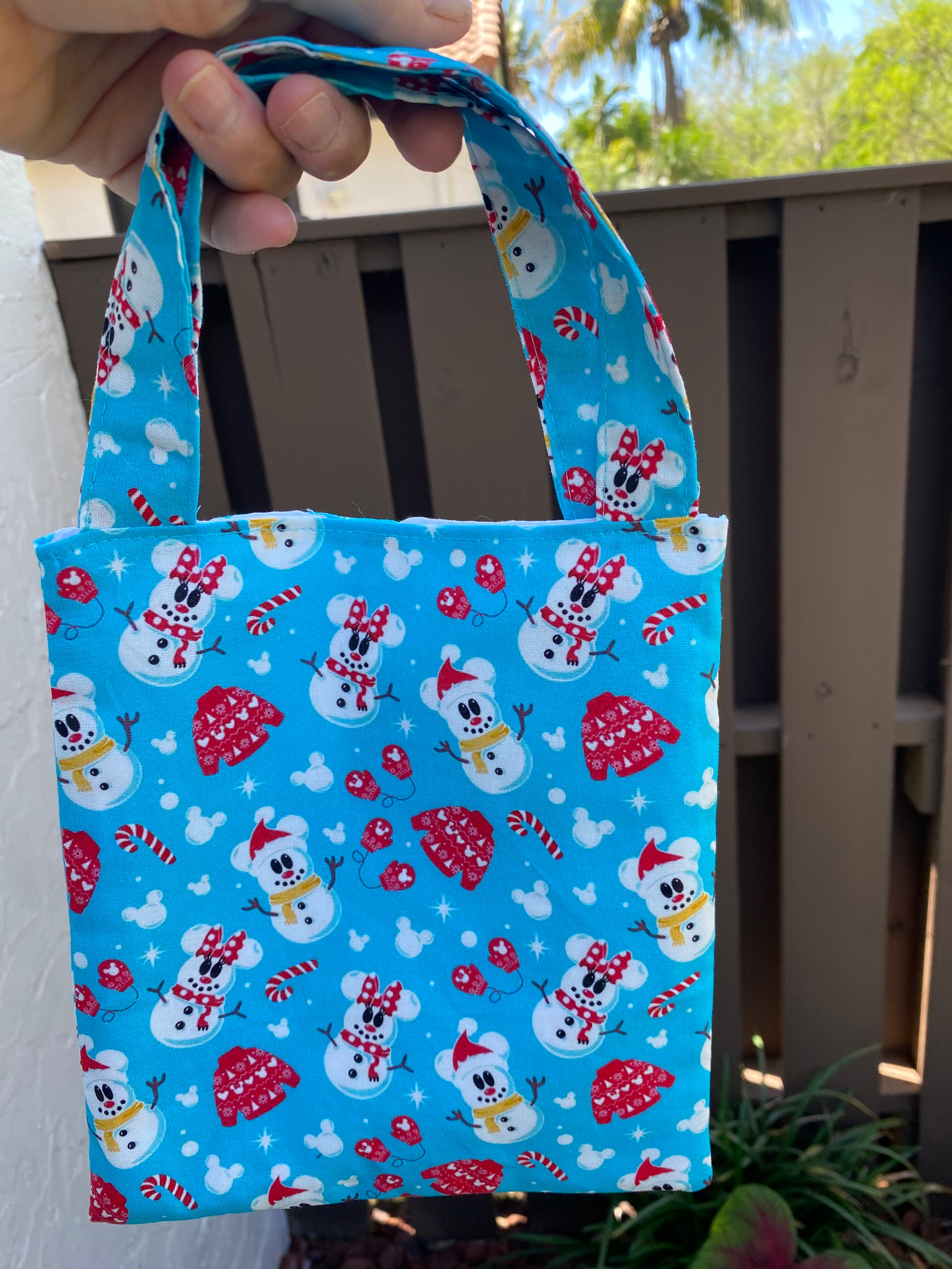 Disney Snowman; Sweater Gift Bag; Tote