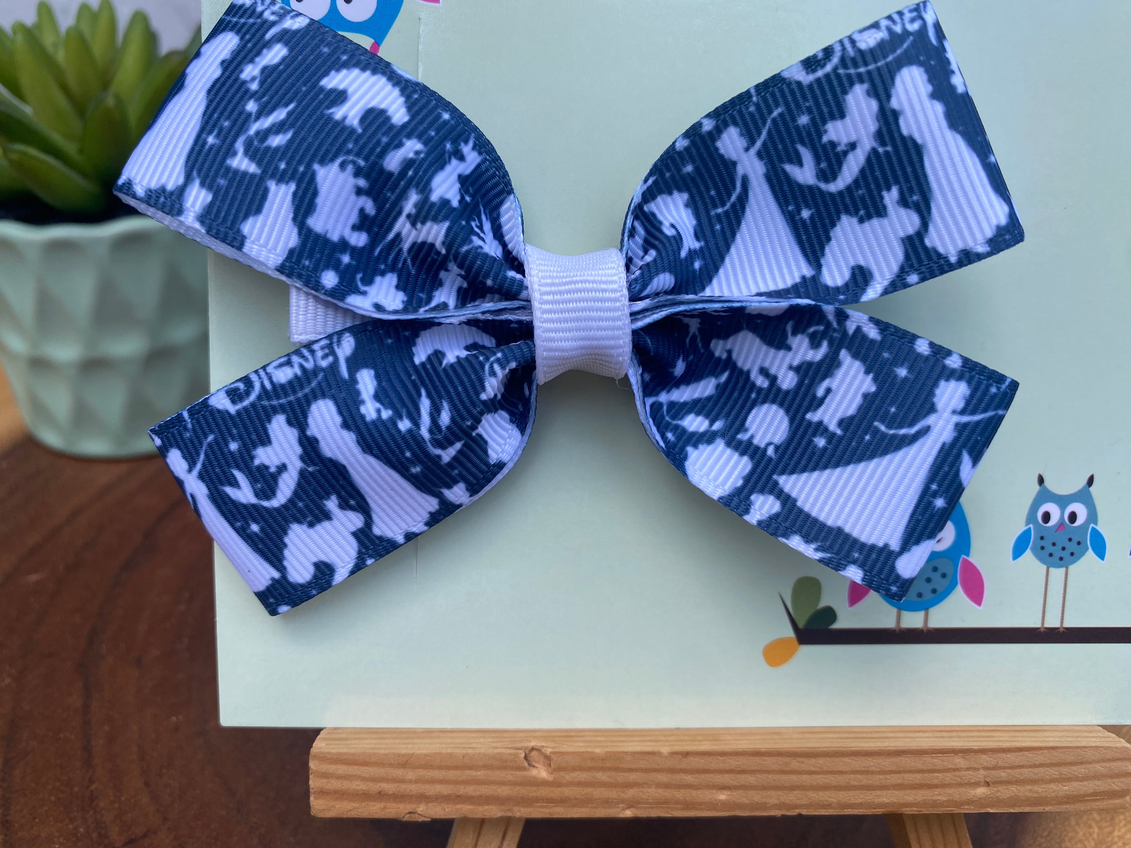 Disney Silhouette Hairbow