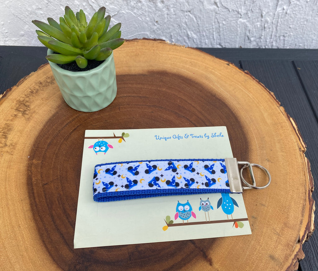 Fantasia; Sorcer Mickey Keychain; Keyfob