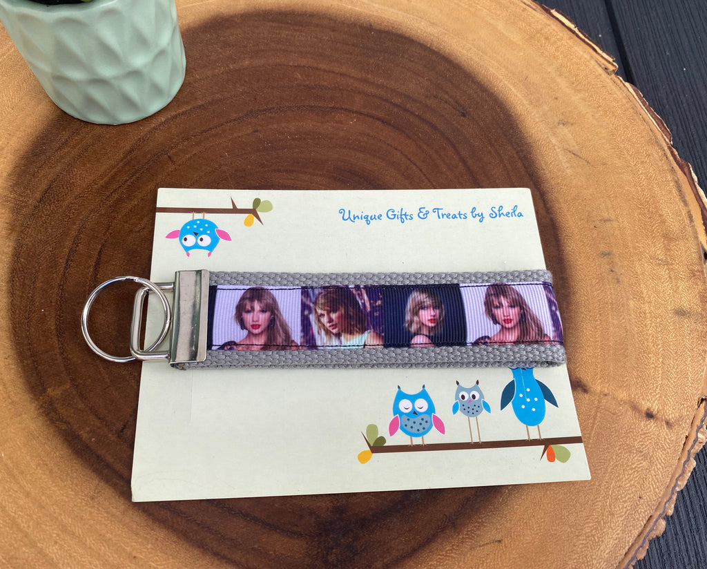 Popstar Keychain; Keyfob