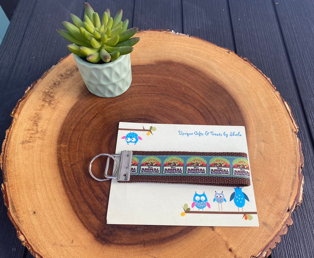 Animal Kingdom Keychain; Keyfob