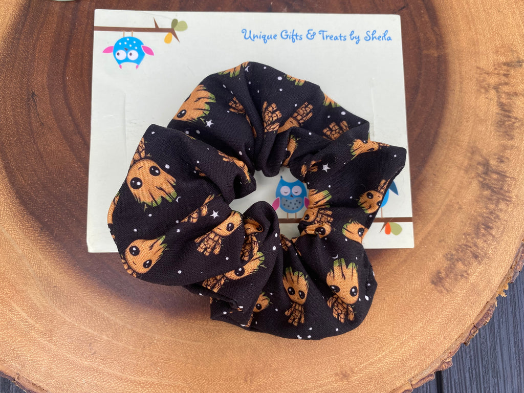 Groot Scrunchie