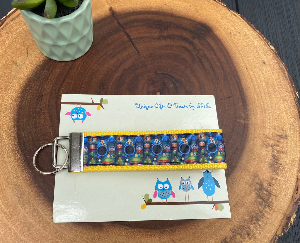 Disney Emoji Electrical Parade Keychain;Keyfob