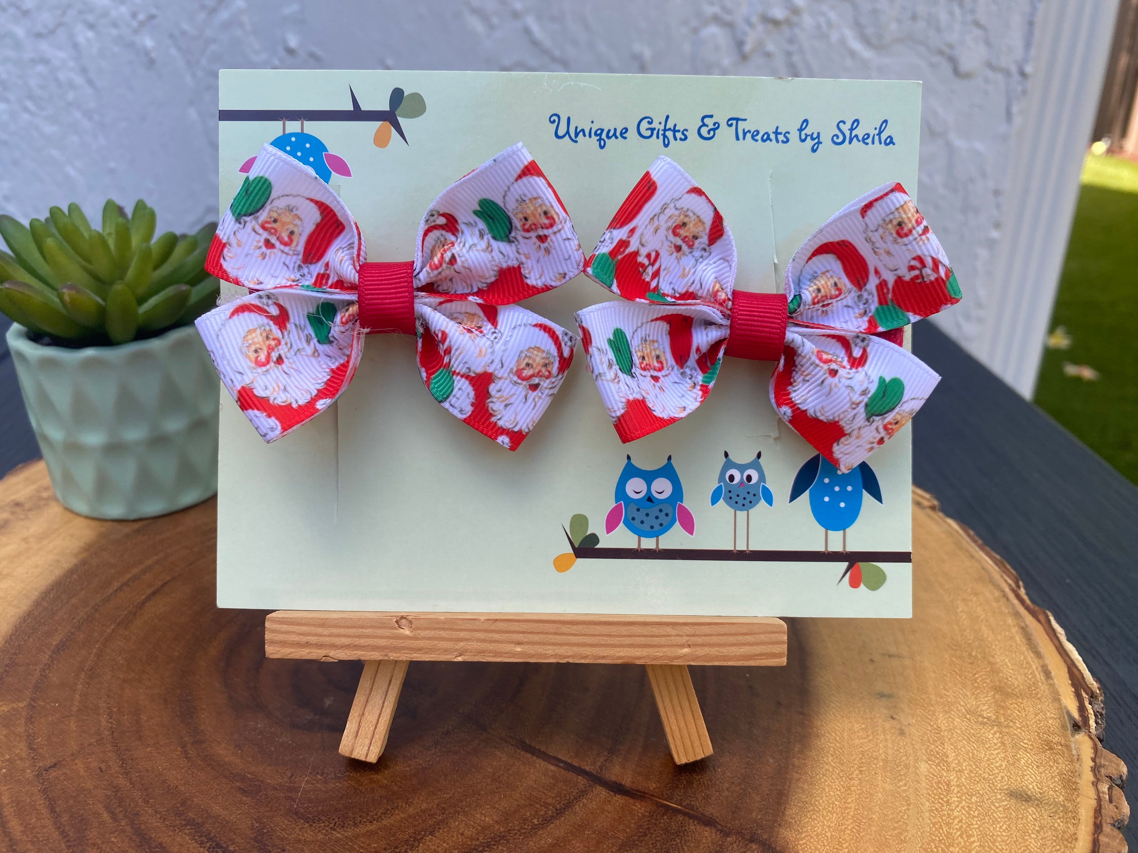 Classic Santa Hairbows; Christmas Hairbows