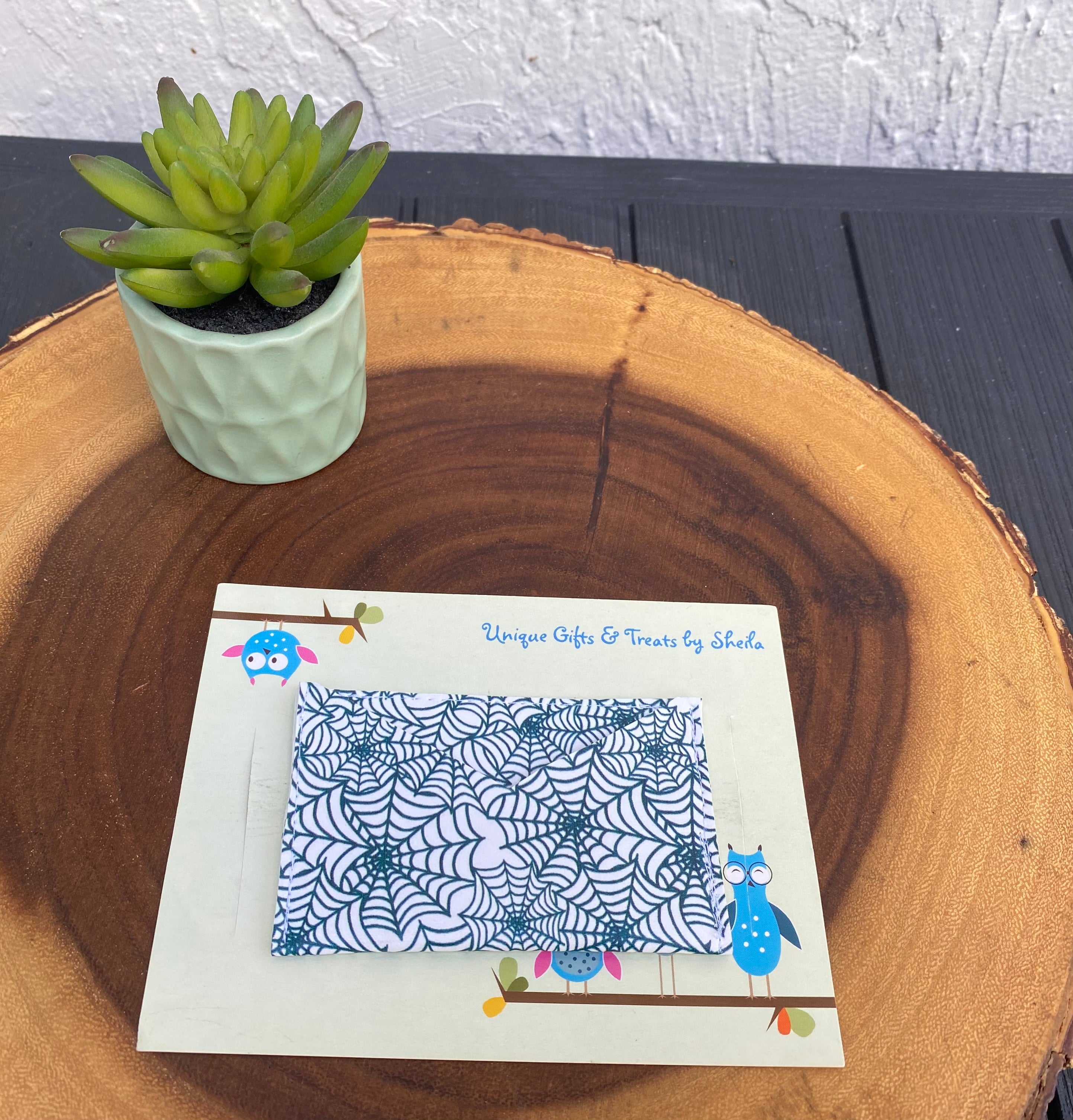 Hunter Green Spiderweb Gift Card Holder
