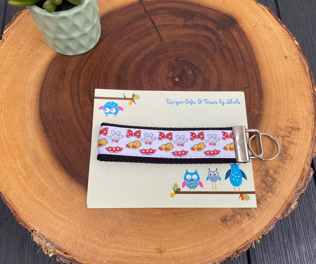 Minnie Mouse Accessories Keychain; Keyfob