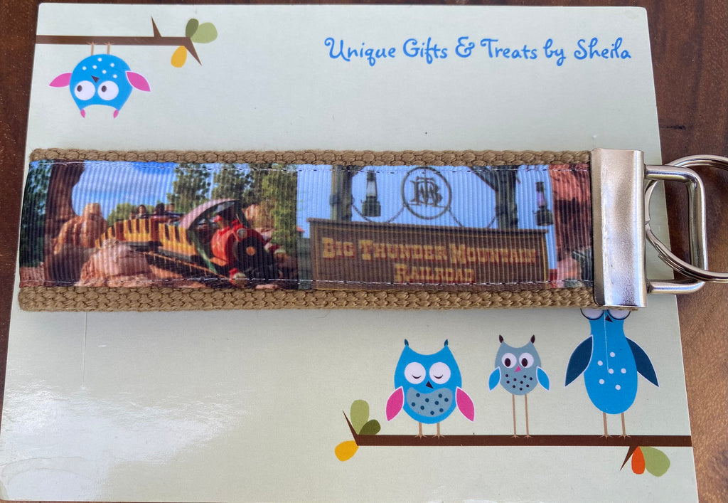 Thunder Mountain Railroad Keychain; Keyfob