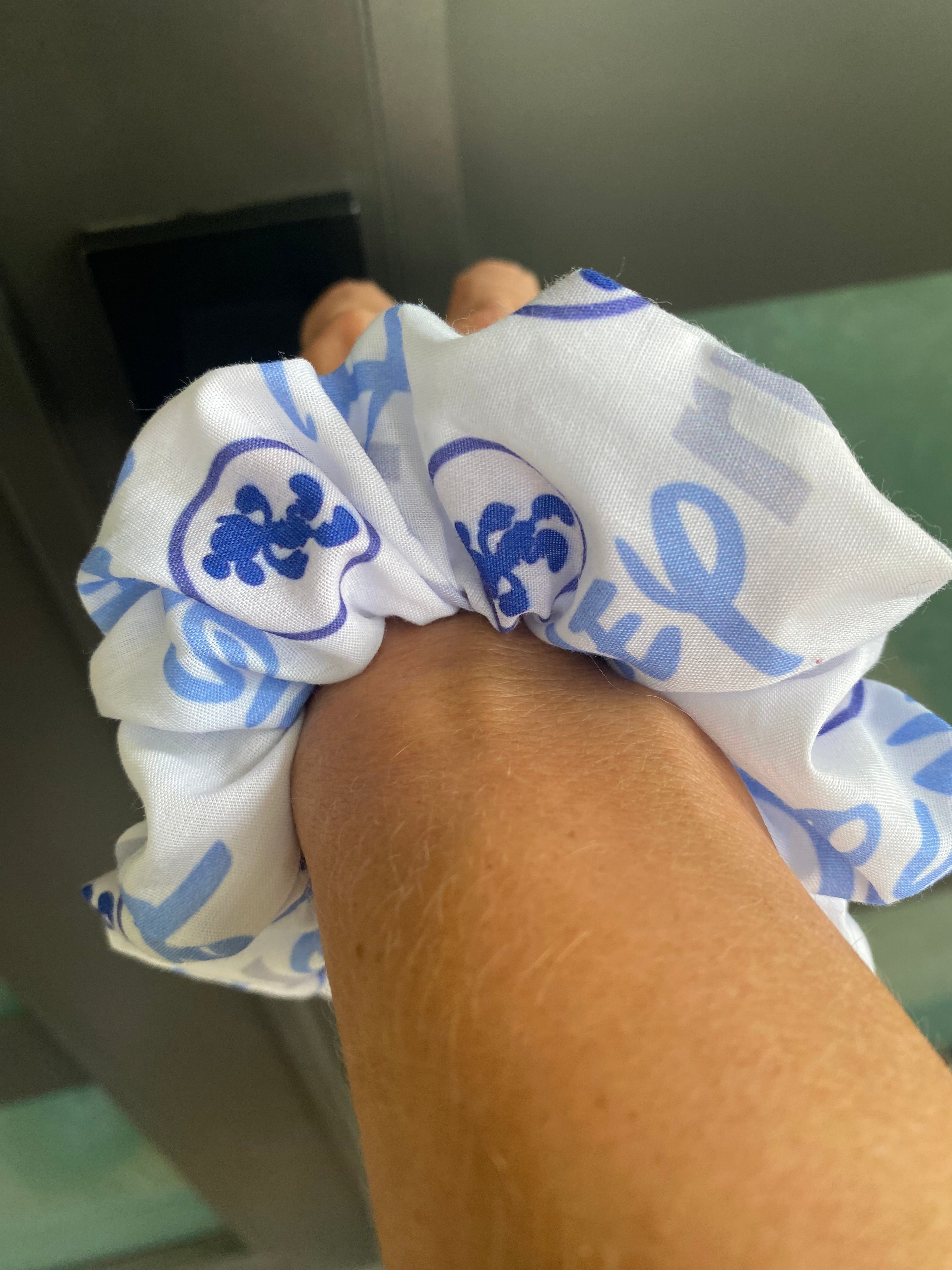 RunDisney Scrunchie