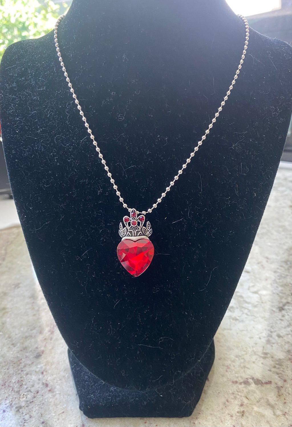 Descendants; Evie Inspired Necklace