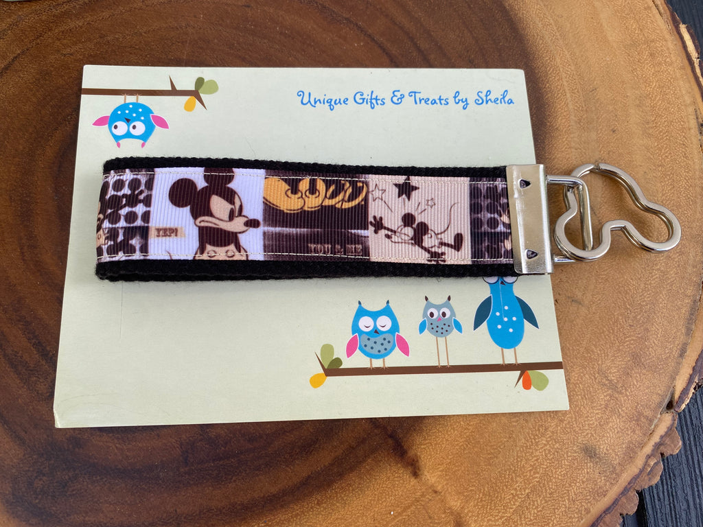 Retro Mickey Keychain;Keyfob