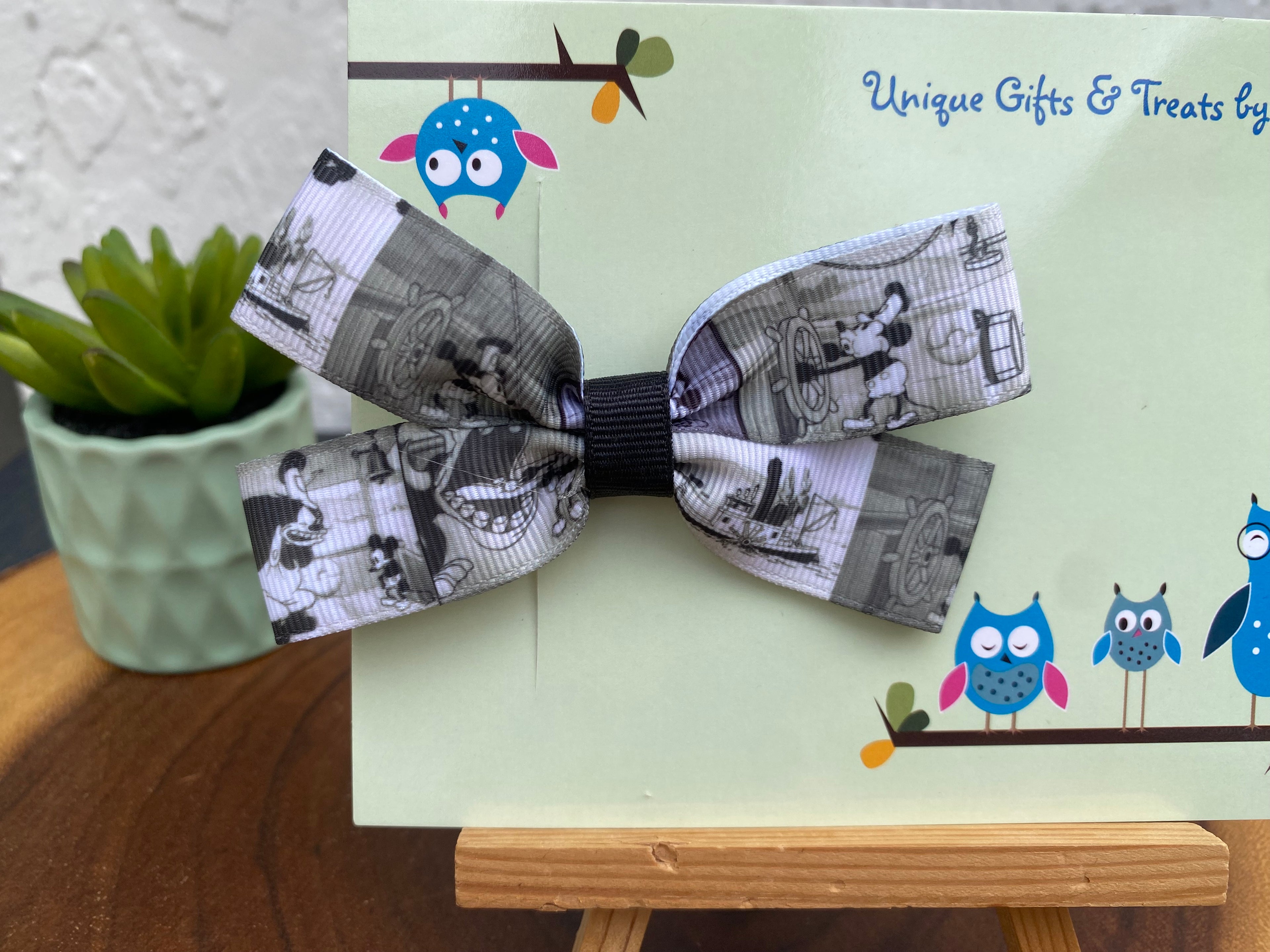 Steamboat Willie Hairbow