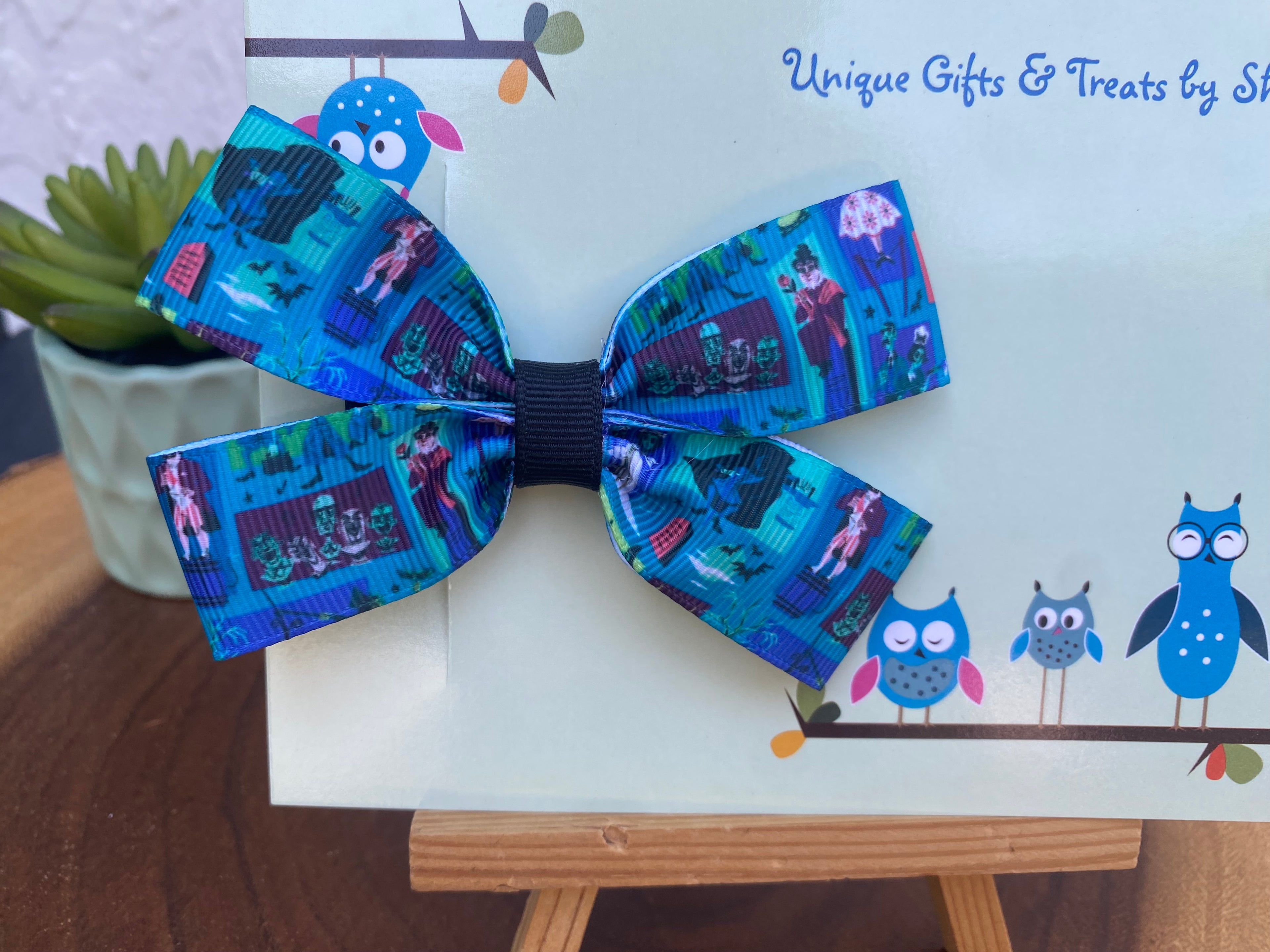 Haunted Mansion; Dooney Inspired Hairbow
