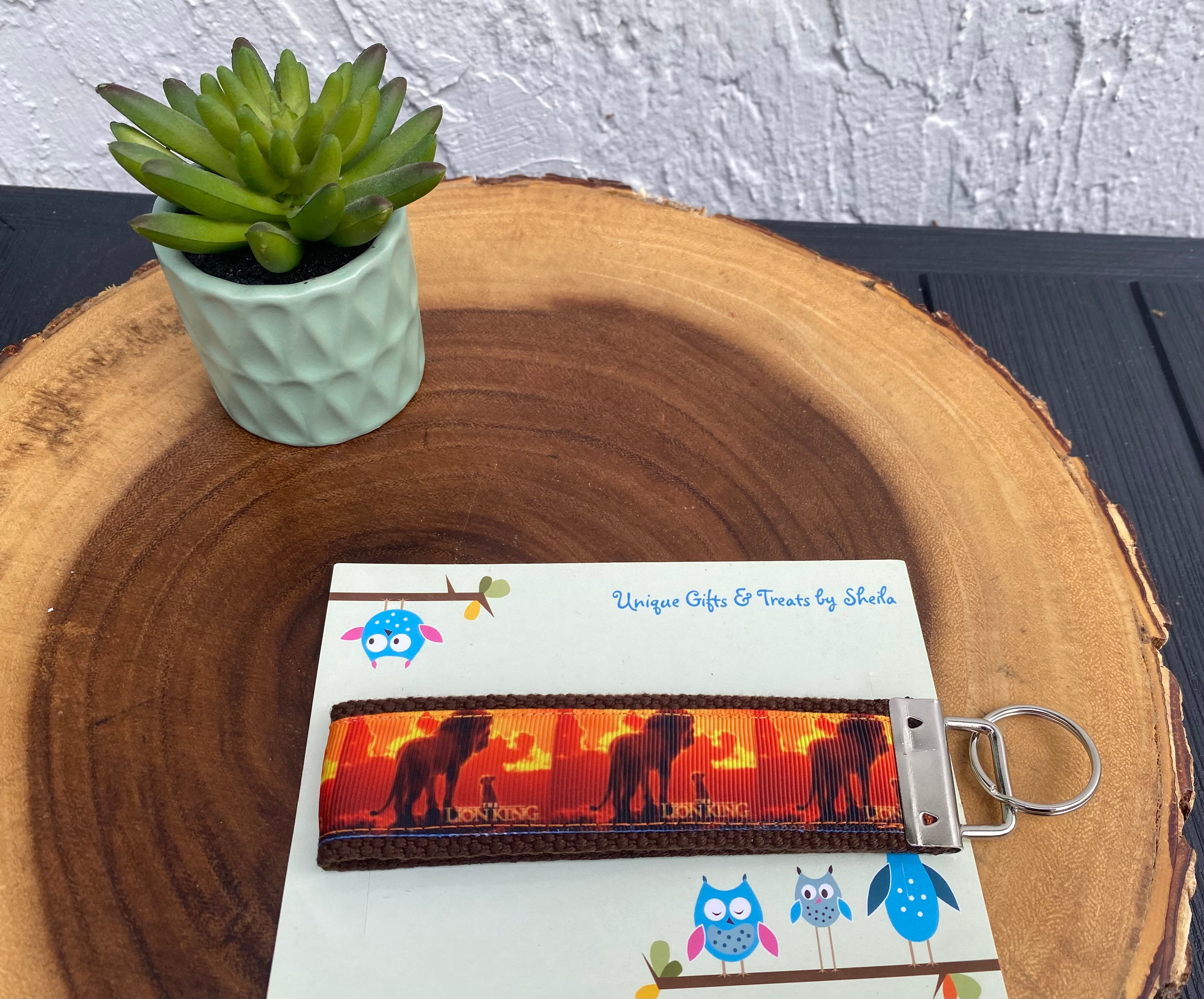 Lion King; Simba and Mufasa Keychain; Keyfob