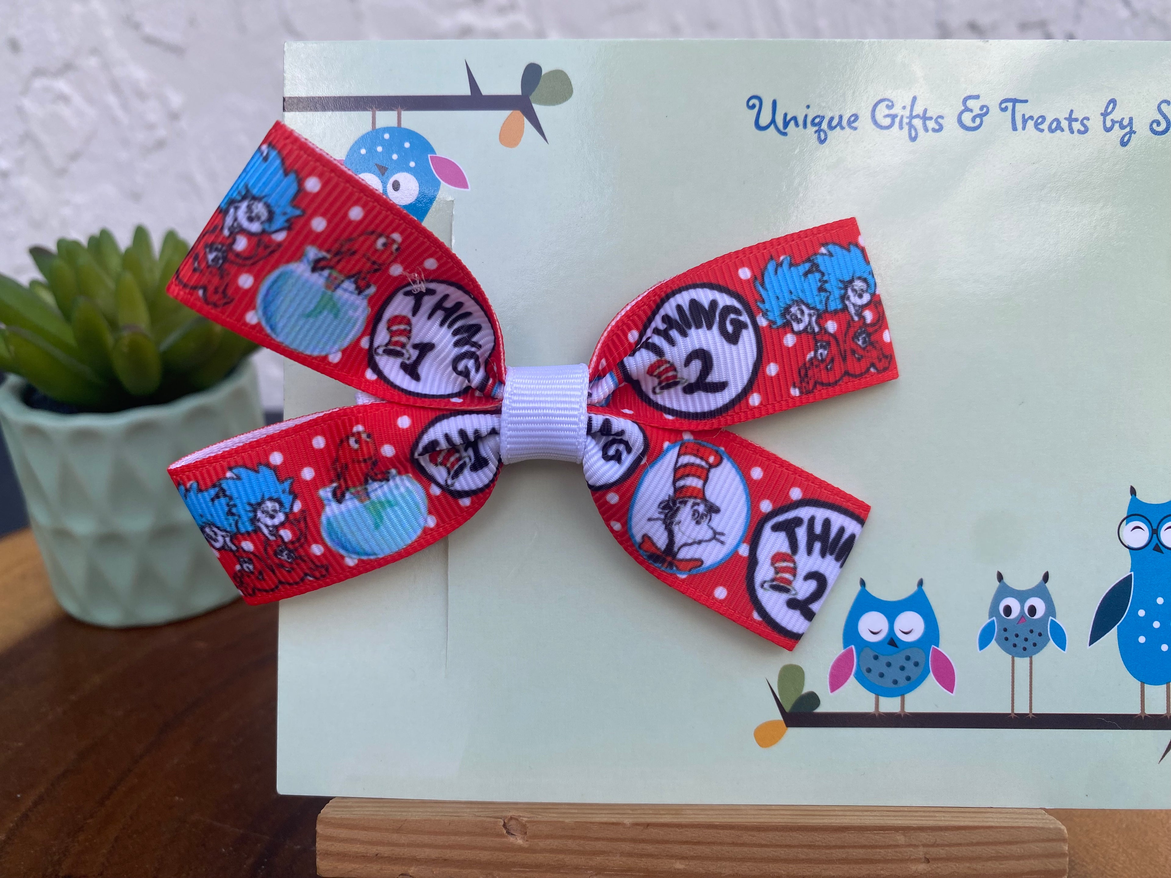 Funny Thing; Funny Cat Hairbow