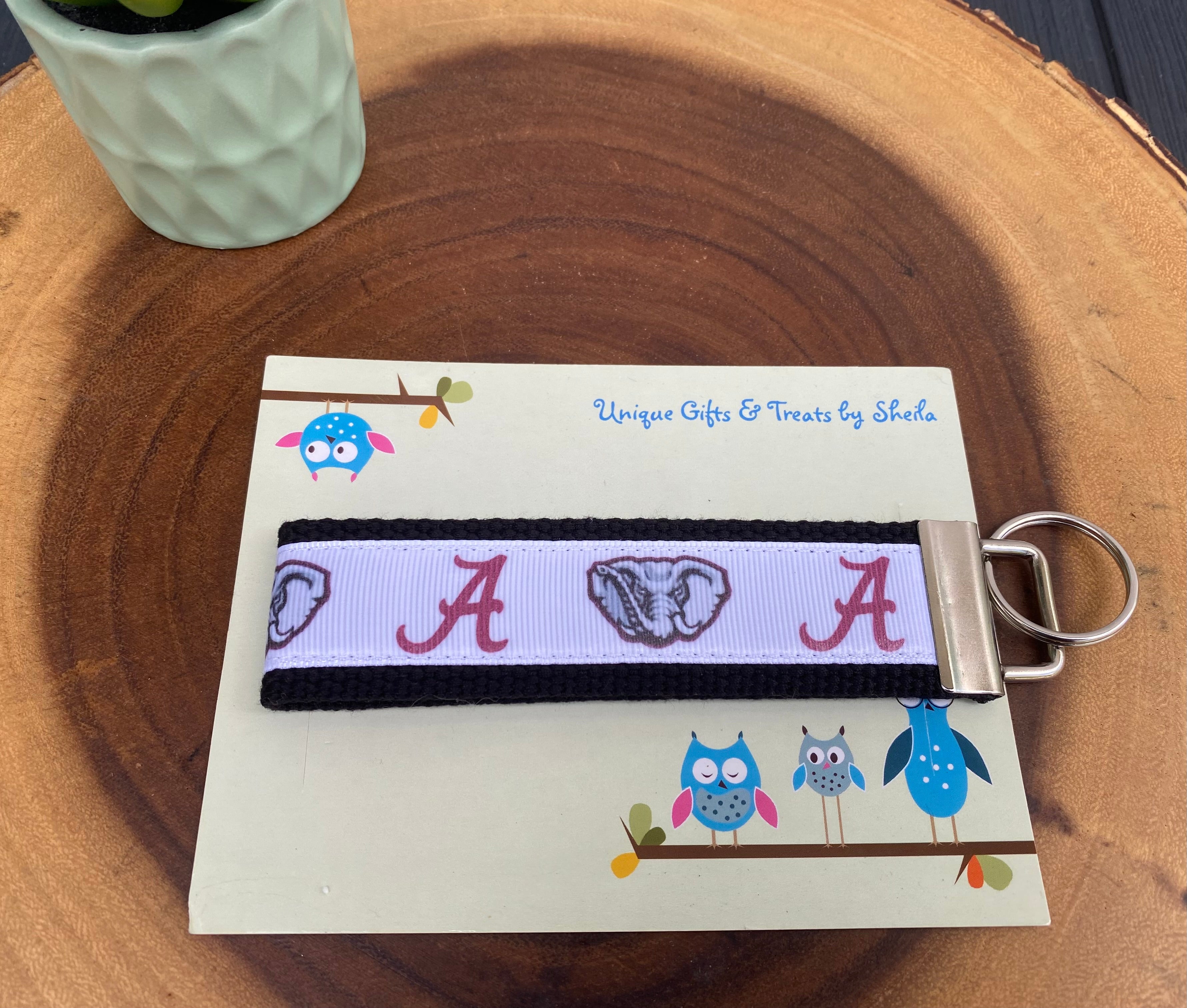 Alabama College Keychain; Keyfob