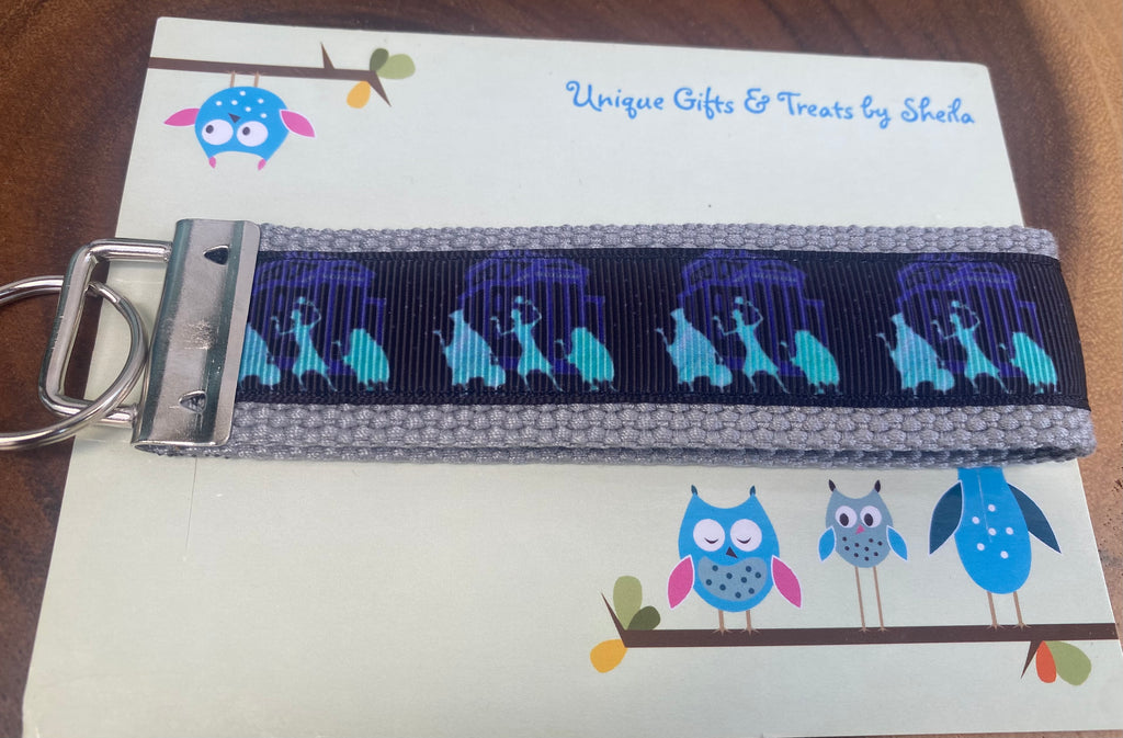 Haunted Mansion; Hitchhiking Ghosts Keychain; Keyfob