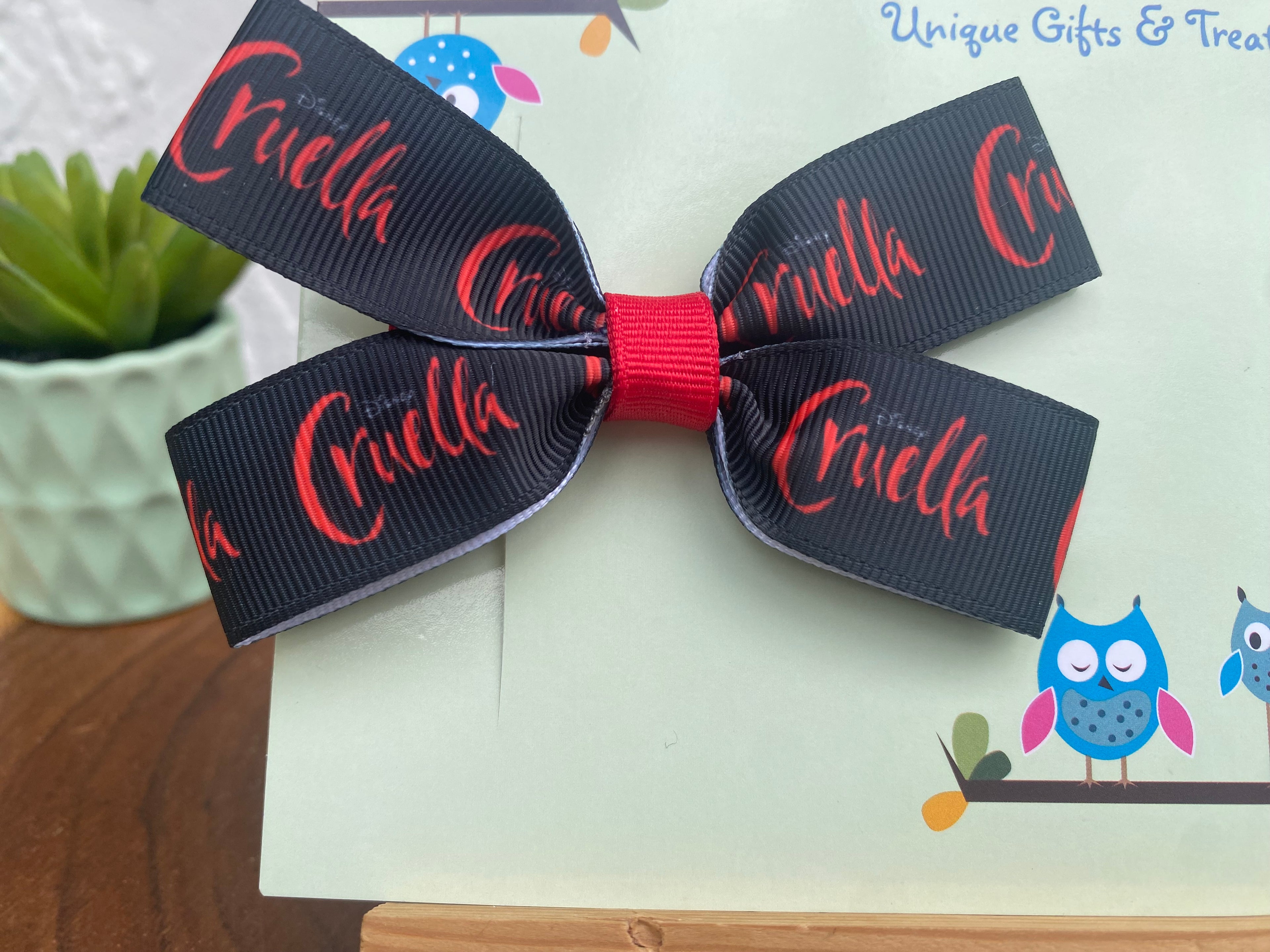 Cruella Hairbow