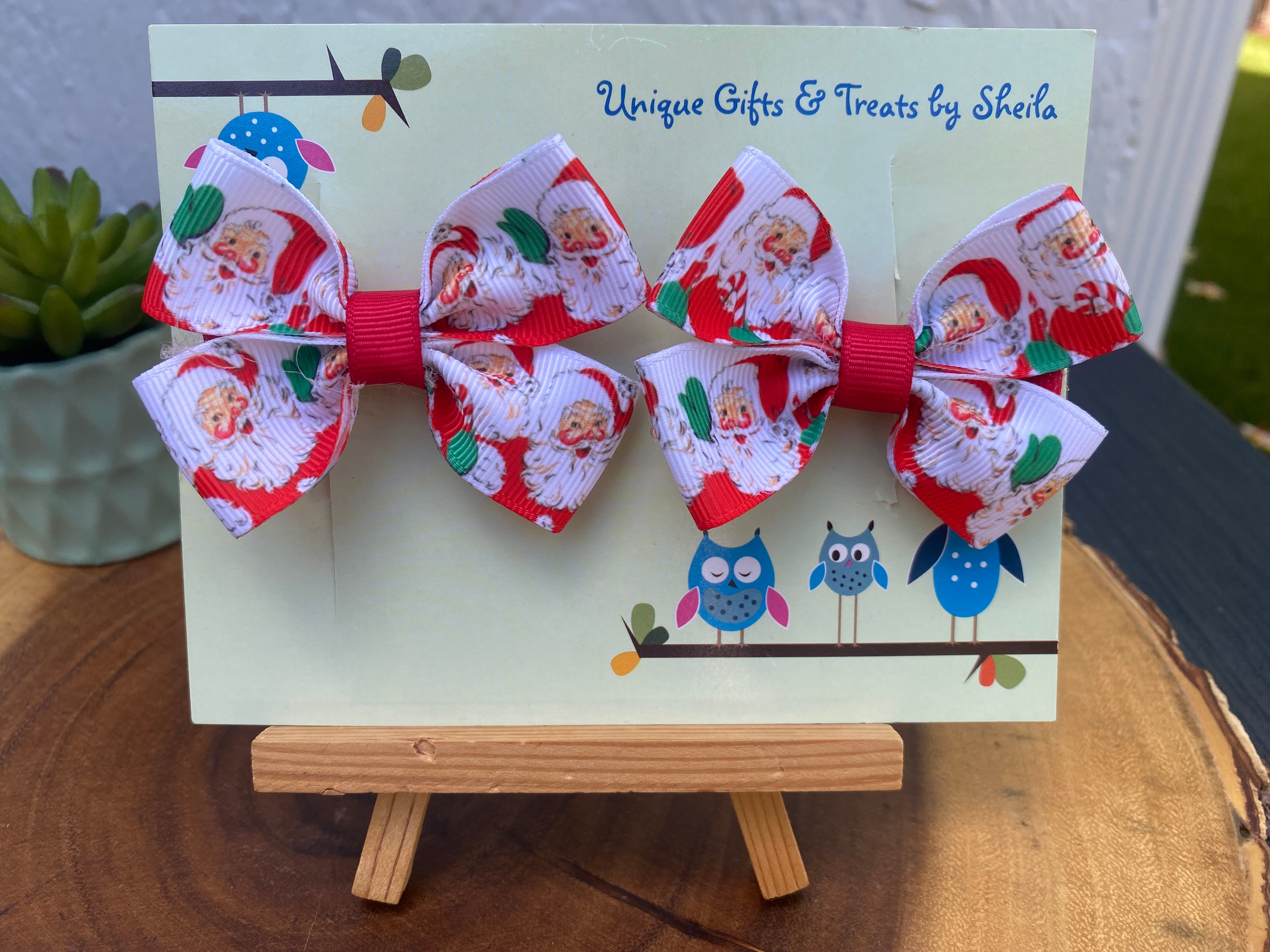 Classic Santa Hairbows; Christmas Hairbows