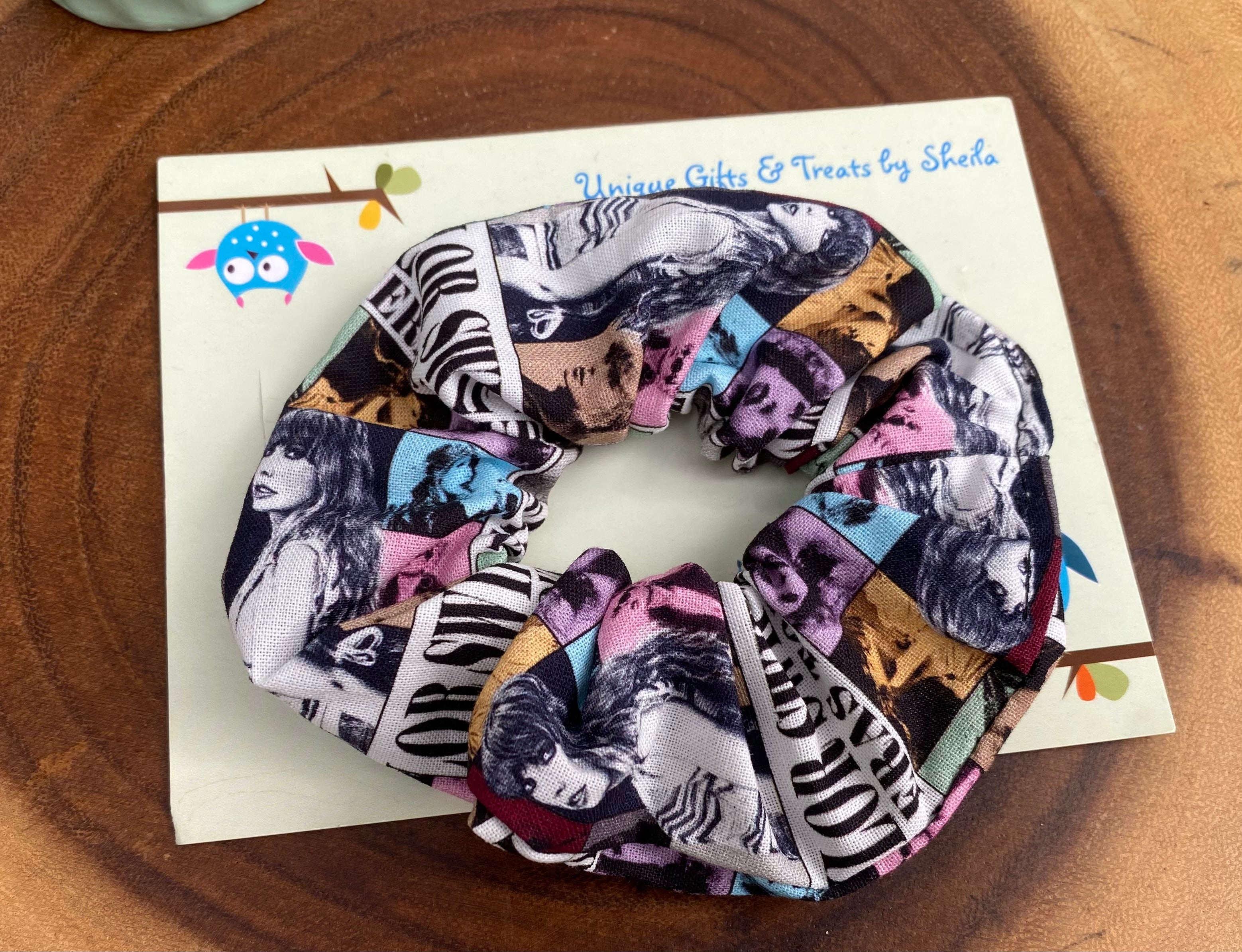Popstar; Tour Scrunchie